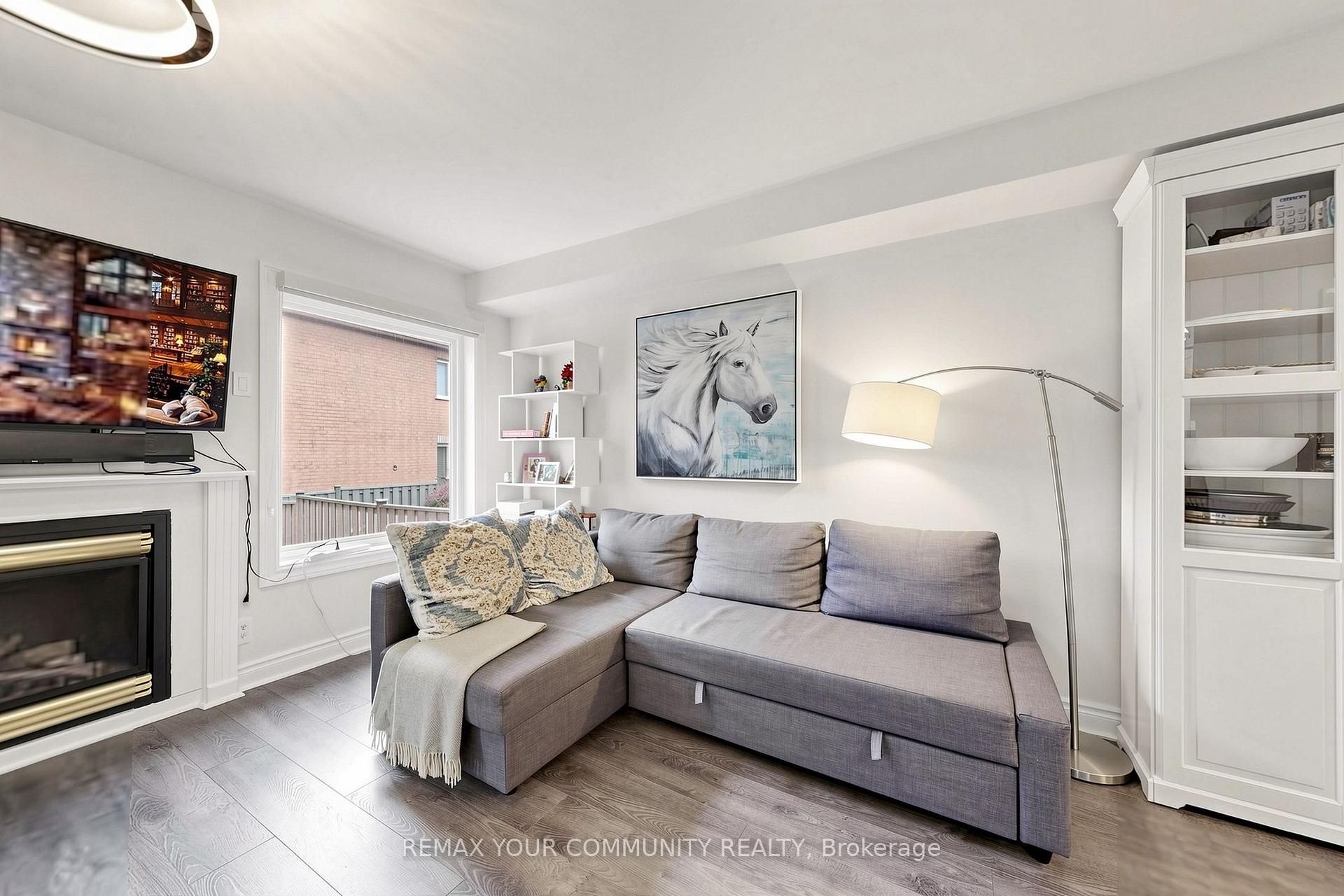 Photo 6 of 187 Vanguard Road, Vaughan, Patterson — HOMEH