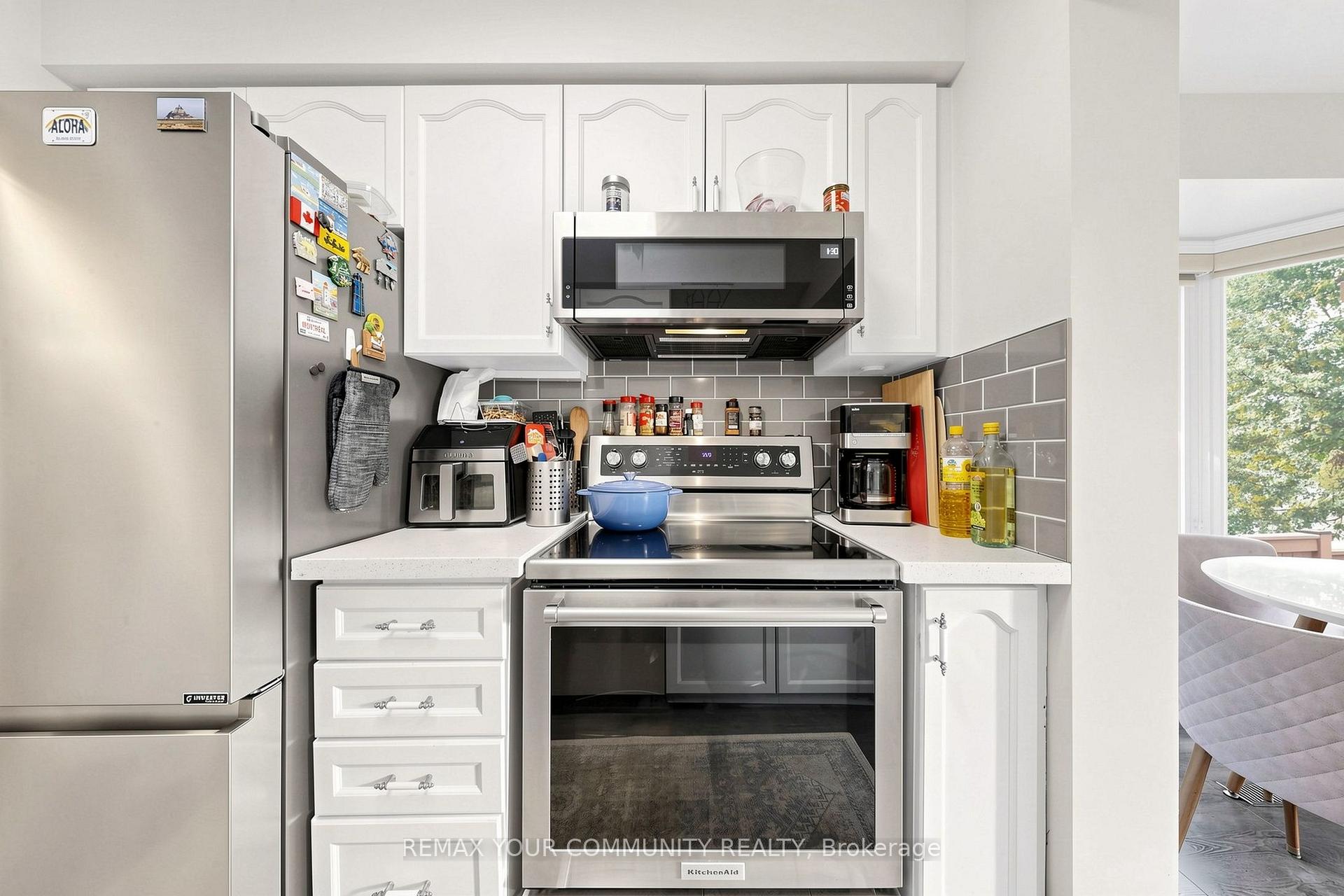 Photo 14 of 187 Vanguard Road, Vaughan, Patterson — HOMEH