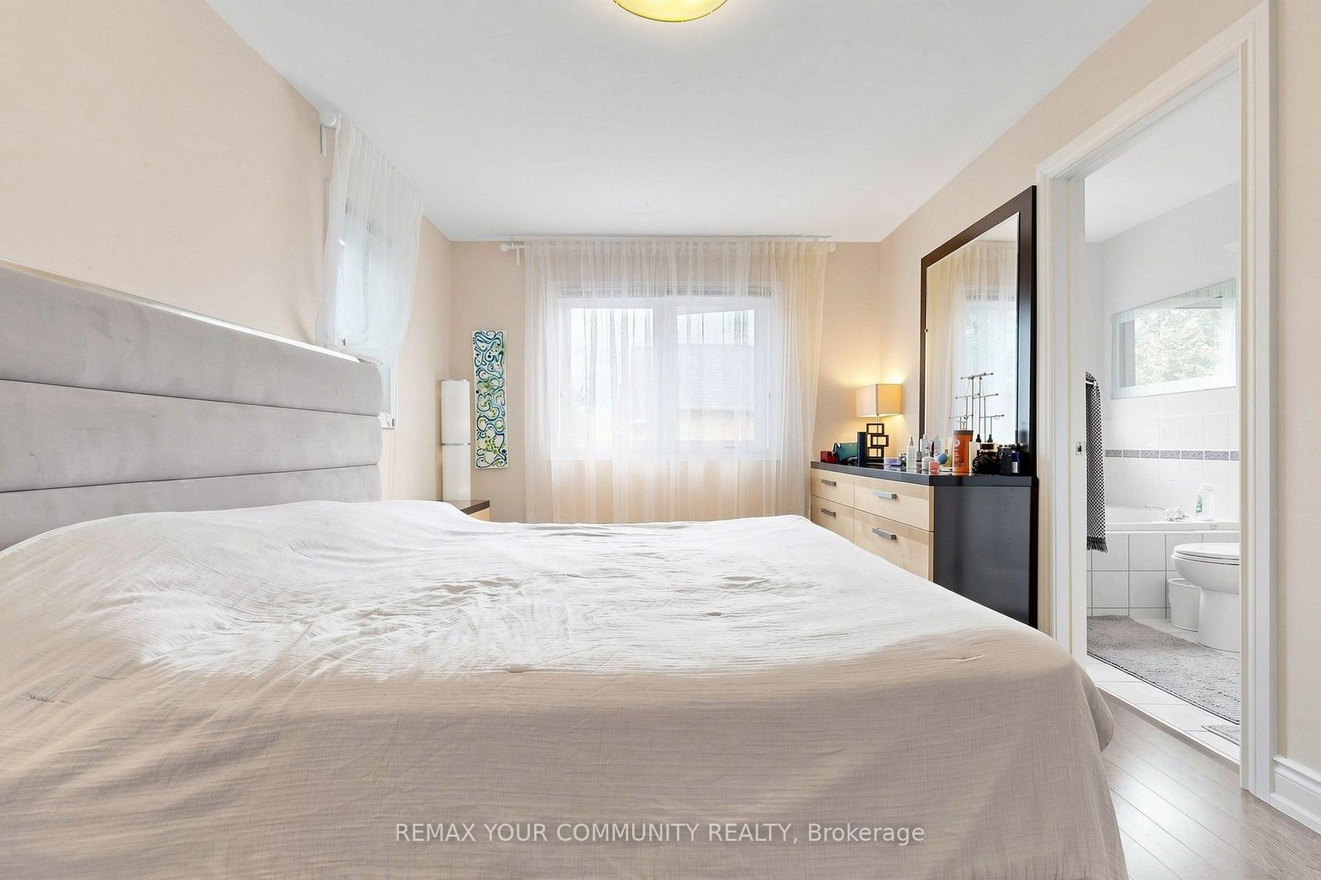 Photo 25 of 187 Vanguard Road, Vaughan, Patterson — HOMEH