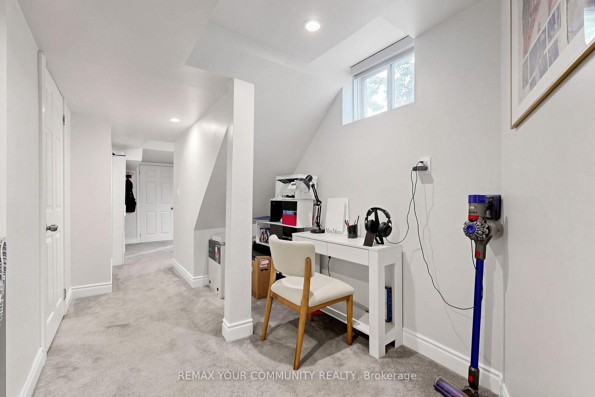Photo 37 of 187 Vanguard Road, Vaughan, Patterson — HOMEH