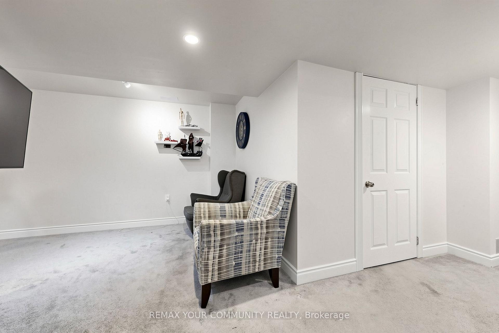 Photo 40 of 187 Vanguard Road, Vaughan, Patterson — HOMEH