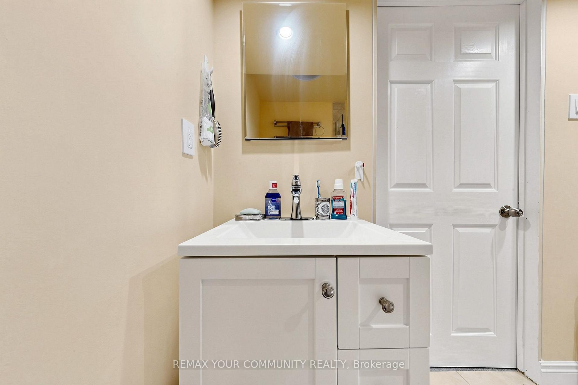 Photo 44 of 187 Vanguard Road, Vaughan, Patterson — HOMEH