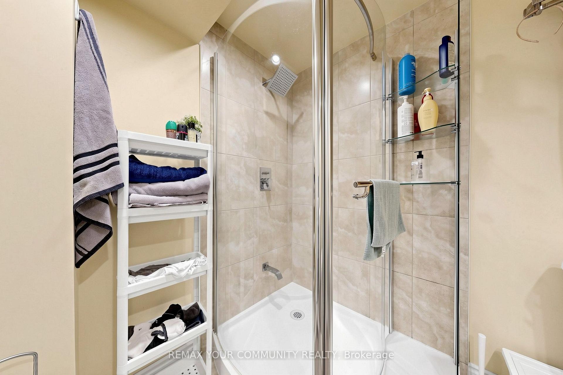 Photo 45 of 187 Vanguard Road, Vaughan, Patterson — HOMEH