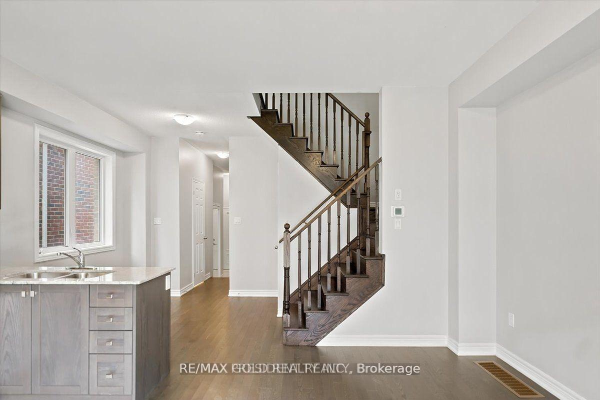 Photo 5 of 3953 Lodi Road, Burlington, Alton — HOMEH