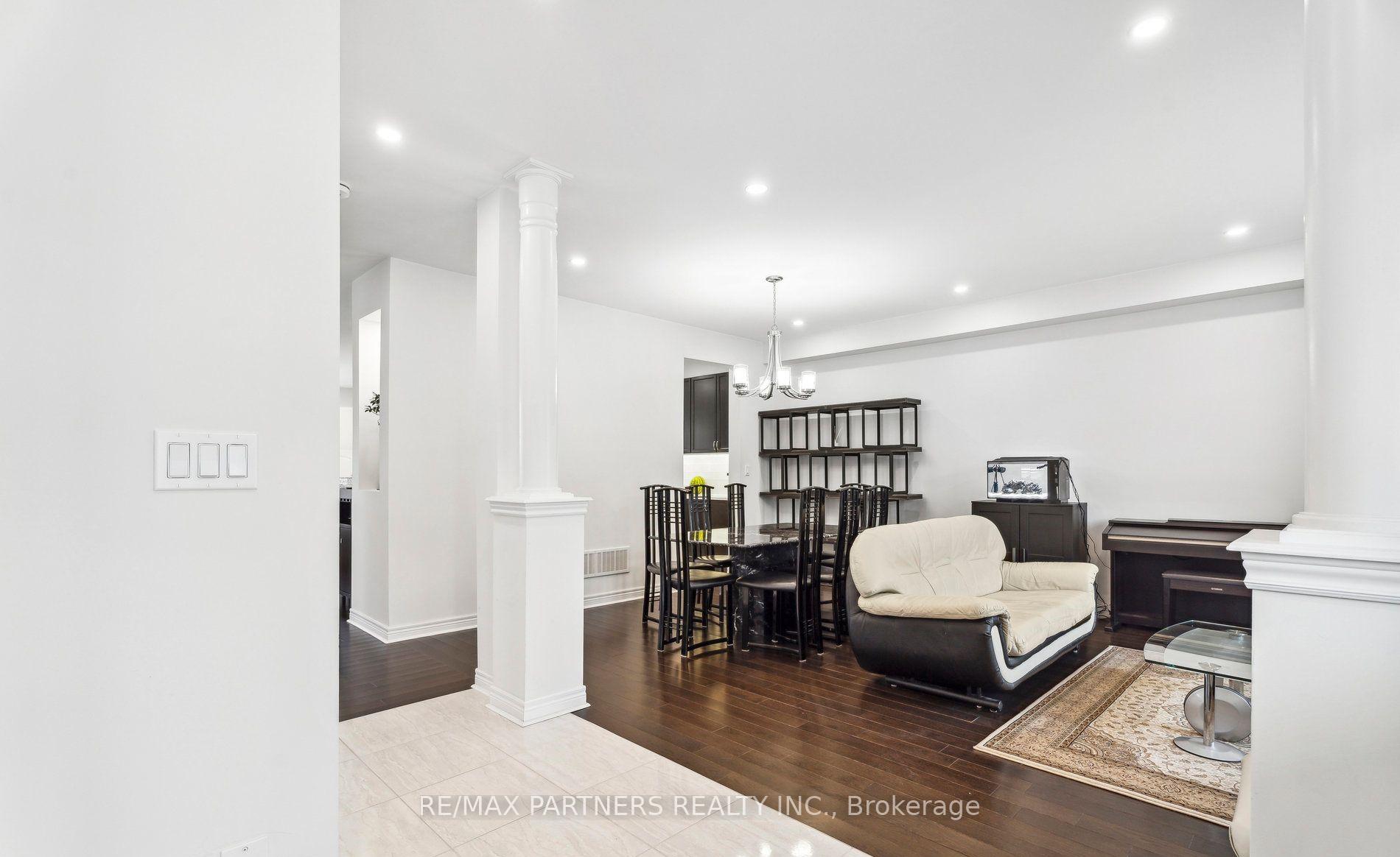 Photo 6 of 2 Portia Street, Markham, Cornell — HOMEH
