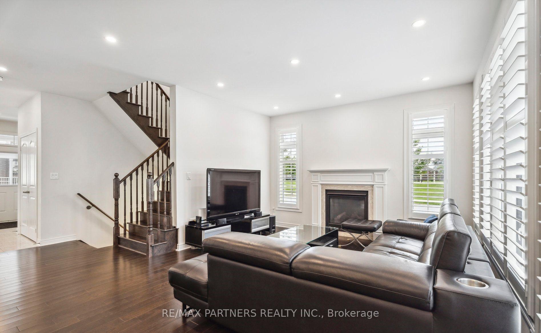 Photo 9 of 2 Portia Street, Markham, Cornell — HOMEH