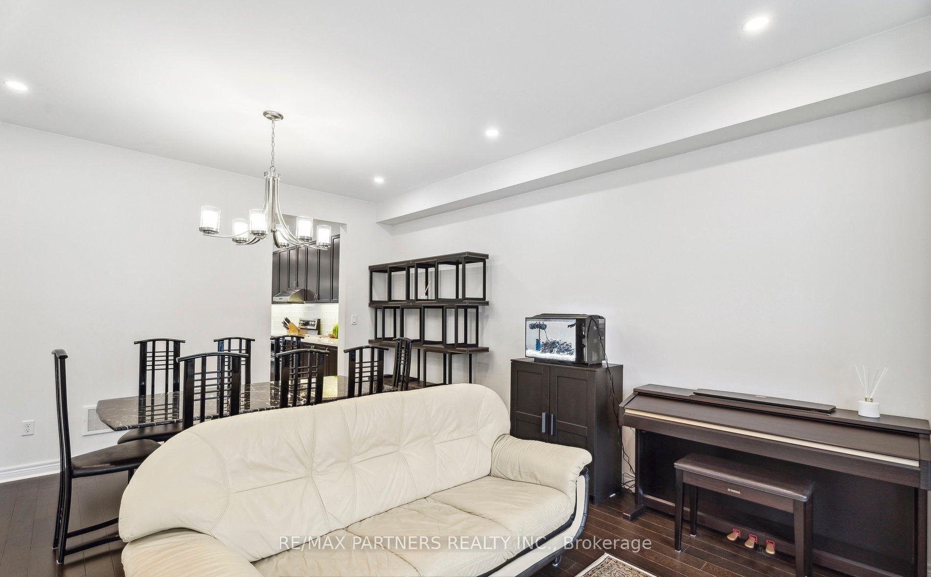 Photo 19 of 2 Portia Street, Markham, Cornell — HOMEH