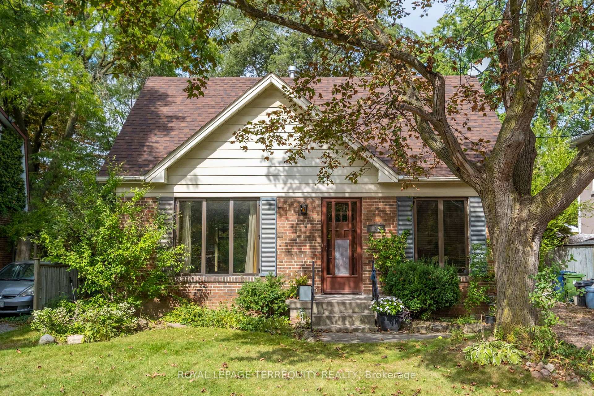 Photo 1 of 102 Anndale Drive, North York, Willowdale East — HOMEH