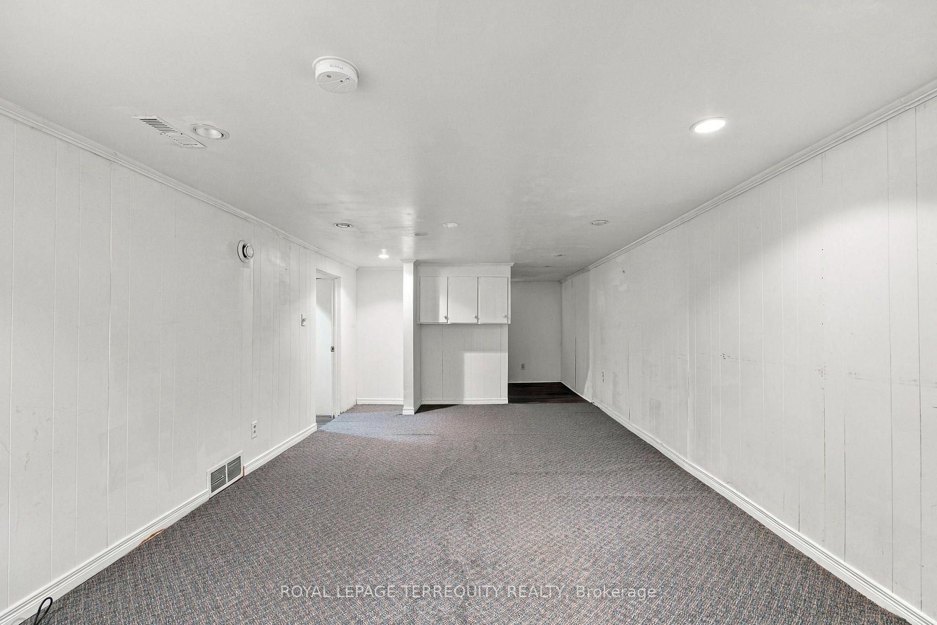 Photo 21 of 102 Anndale Drive, North York, Willowdale East — HOMEH
