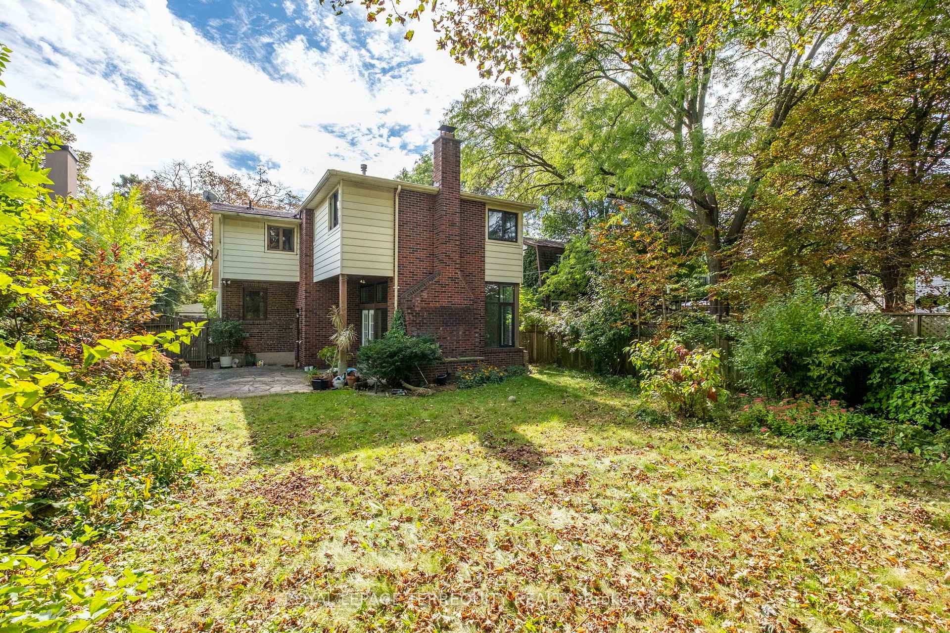 Photo 28 of 102 Anndale Drive, North York, Willowdale East — HOMEH