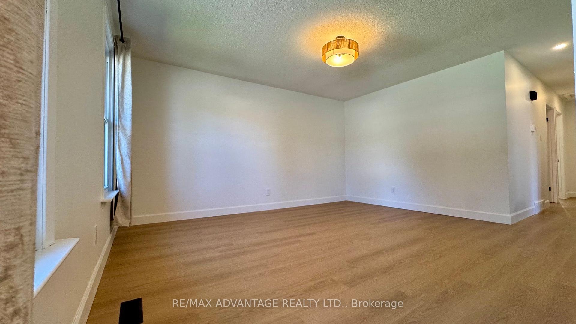 Photo 7 of 359 Ferndale Avenue, London, South Q — HOMEH