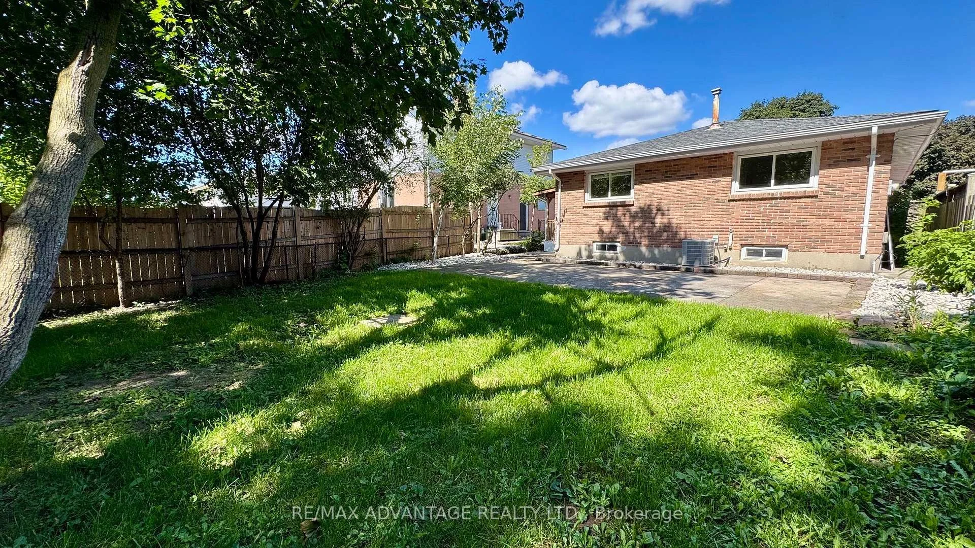 Photo 59 of 359 Ferndale Avenue, London, South Q — HOMEH