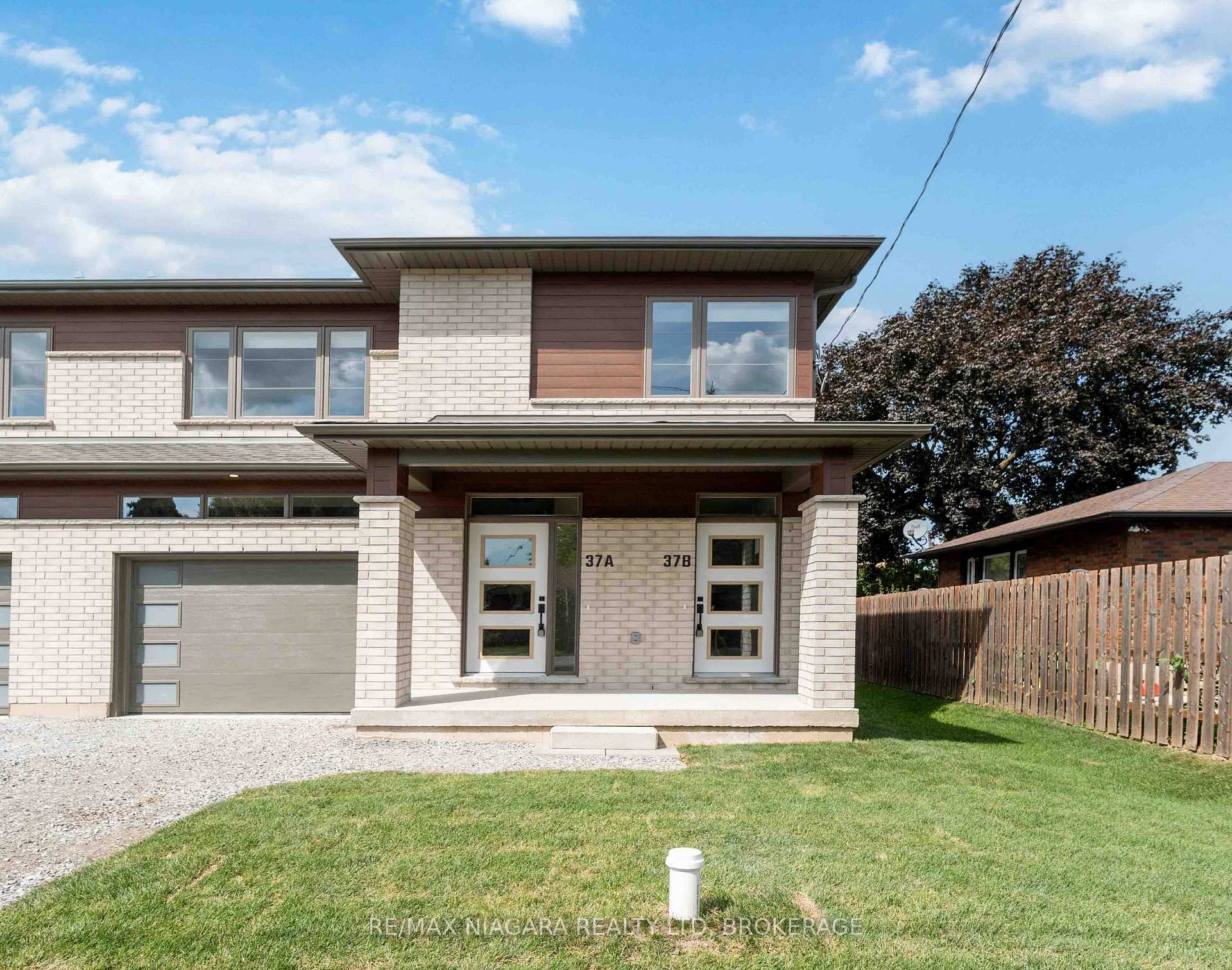 Photo 2 of Unit B, 37 Buchanan Road, St. Catharines, Carlton/Bunting — HOMEH