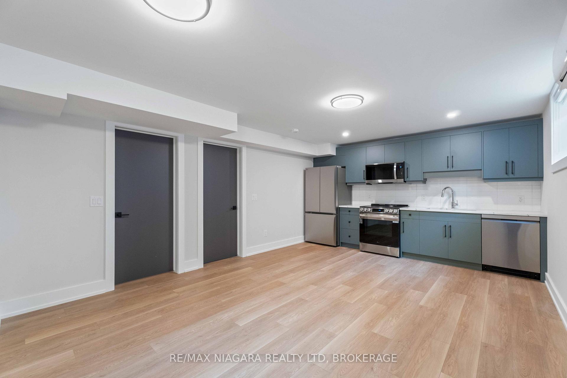 Photo 4 of Unit B, 37 Buchanan Road, St. Catharines, Carlton/Bunting — HOMEH