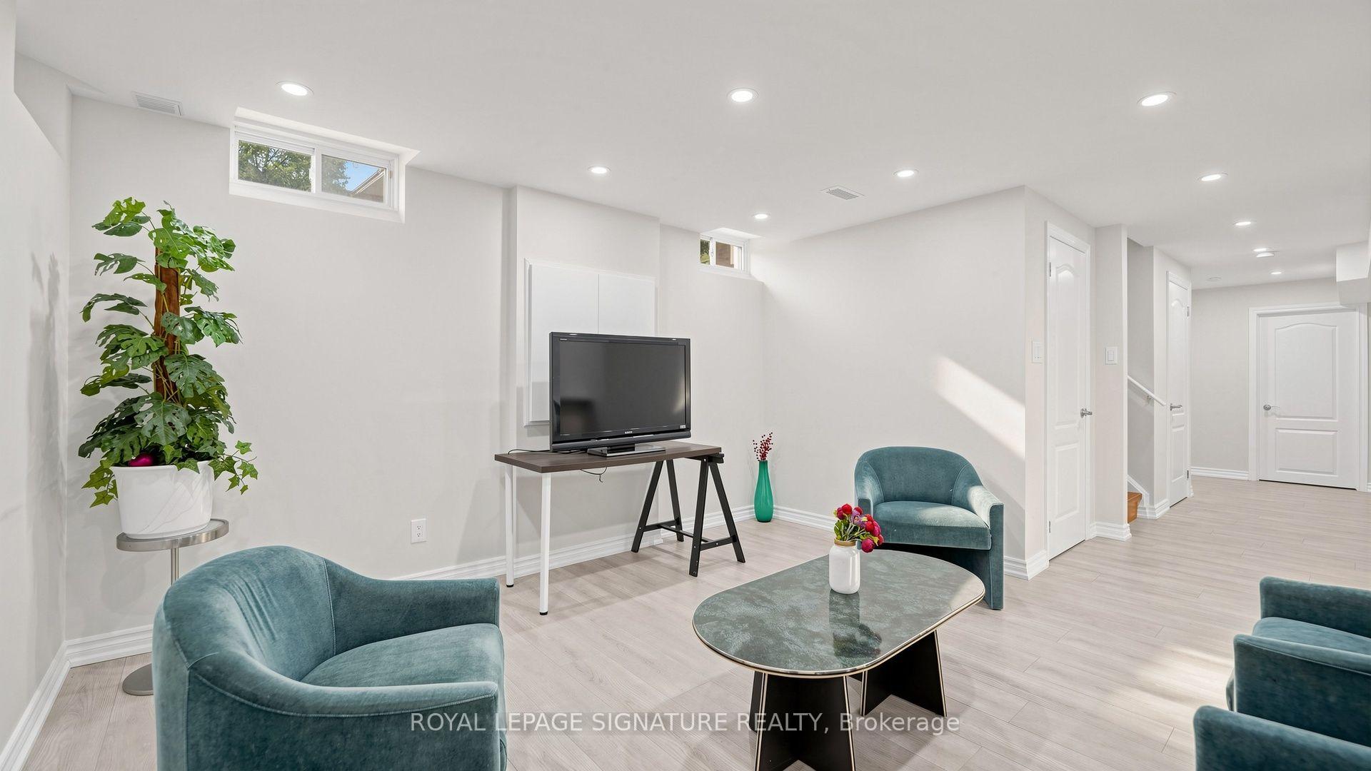 Photo 21 of 1 Capogna Street, Markham, Cornell — HOMEH