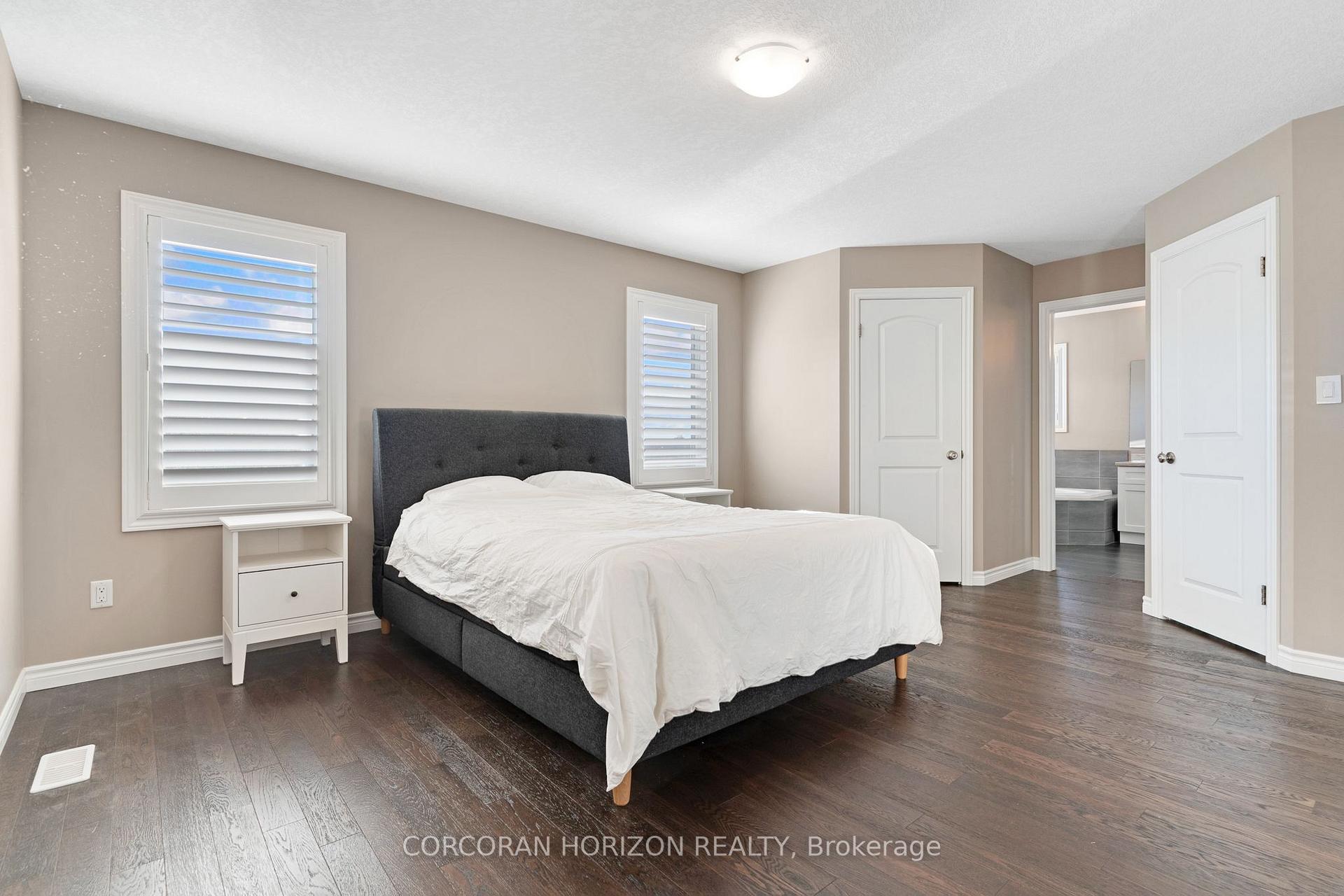 Photo 30 of 213 Ladyslipper Drive, Waterloo, Columbia Forest/Clair Hills — HOMEH