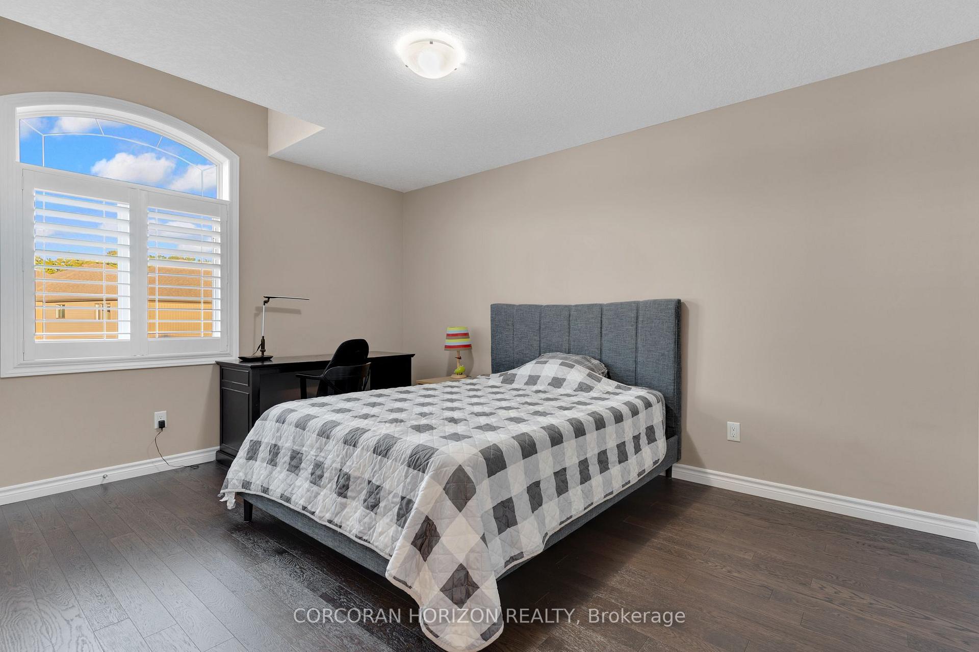 Photo 40 of 213 Ladyslipper Drive, Waterloo, Columbia Forest/Clair Hills — HOMEH