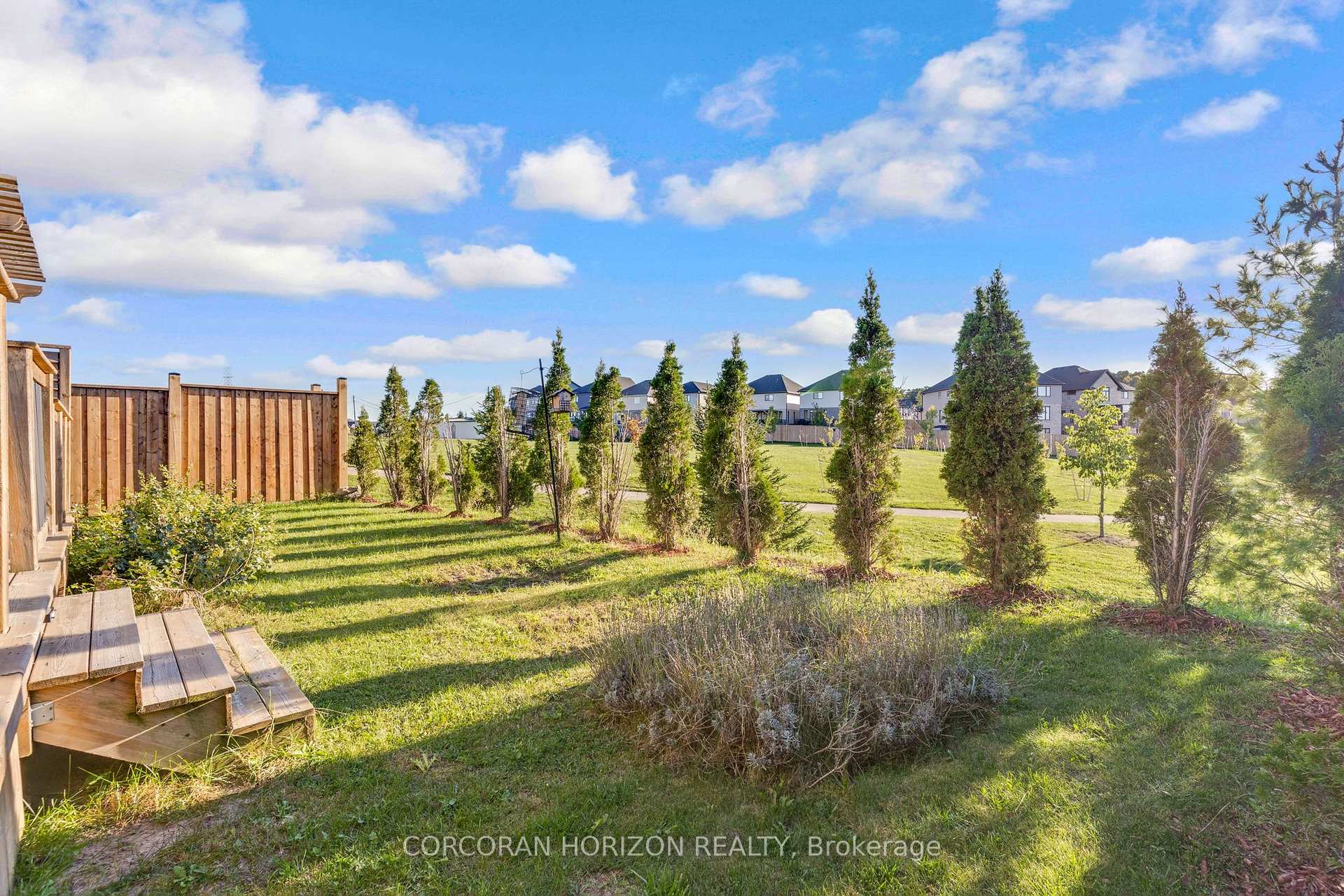 Photo 45 of 213 Ladyslipper Drive, Waterloo, Columbia Forest/Clair Hills — HOMEH