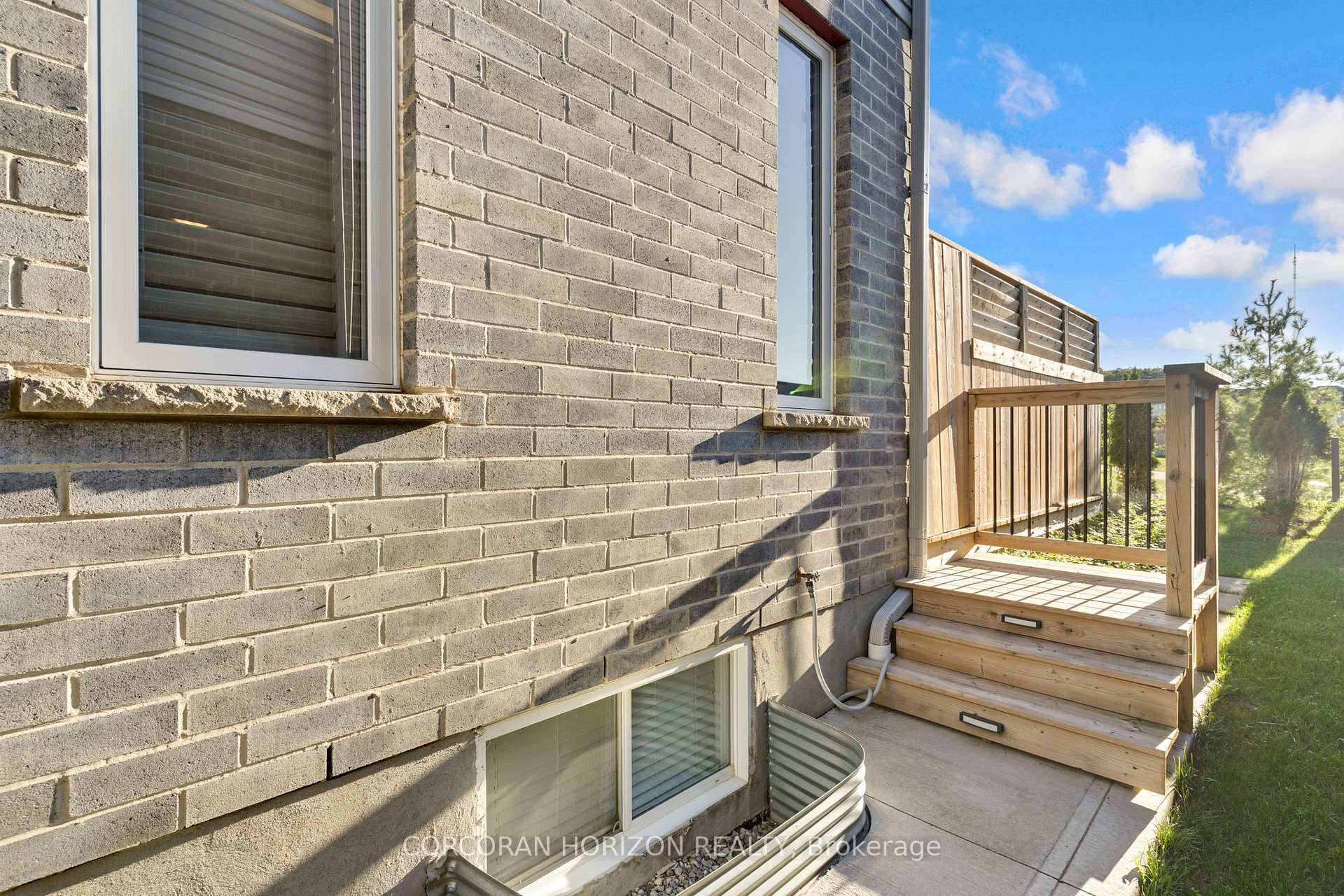 Photo 47 of 213 Ladyslipper Drive, Waterloo, Columbia Forest/Clair Hills — HOMEH