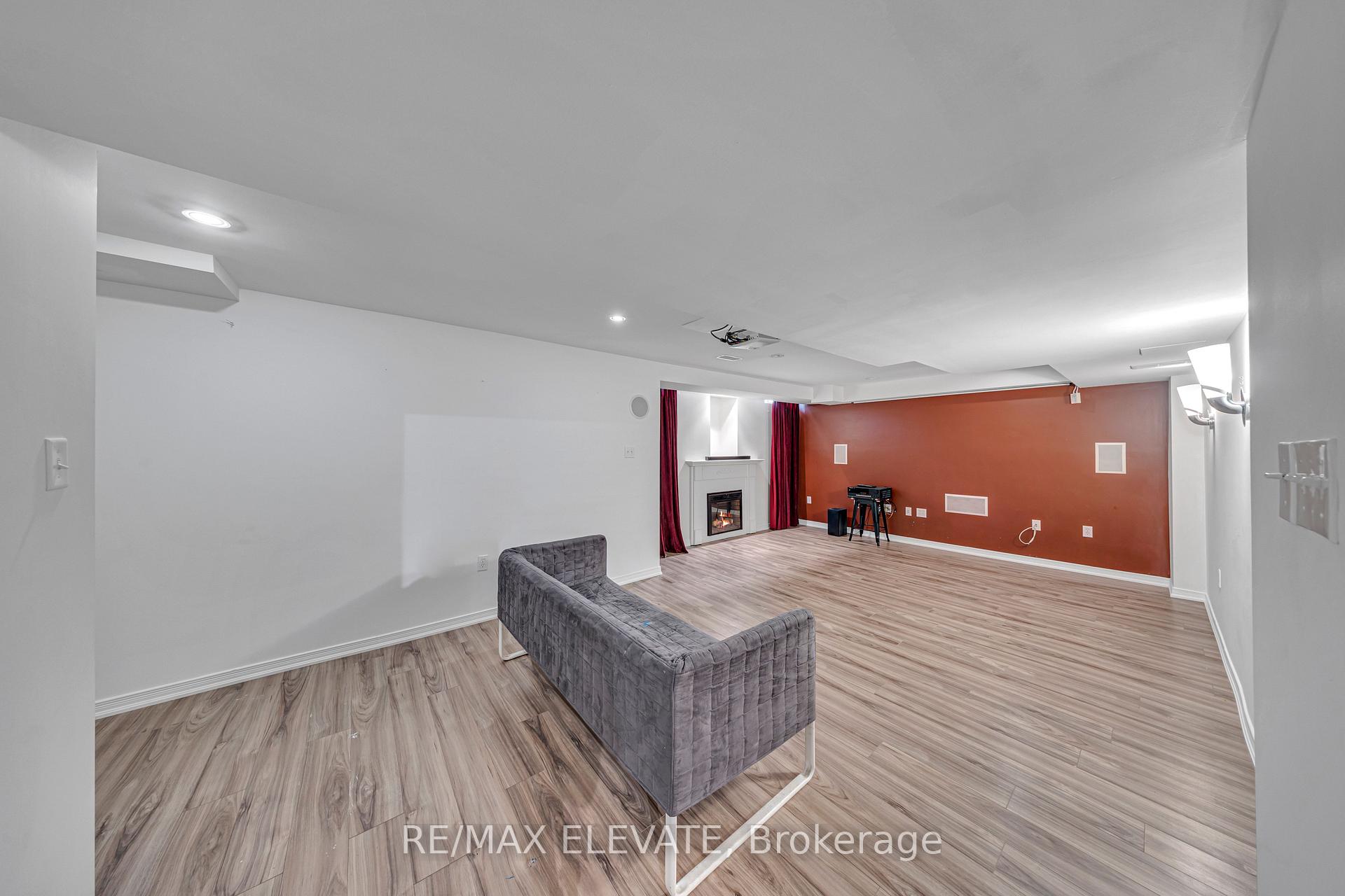Photo 37 of 43 McSweeney Crescent, Ajax, Northwest Ajax — HOMEH