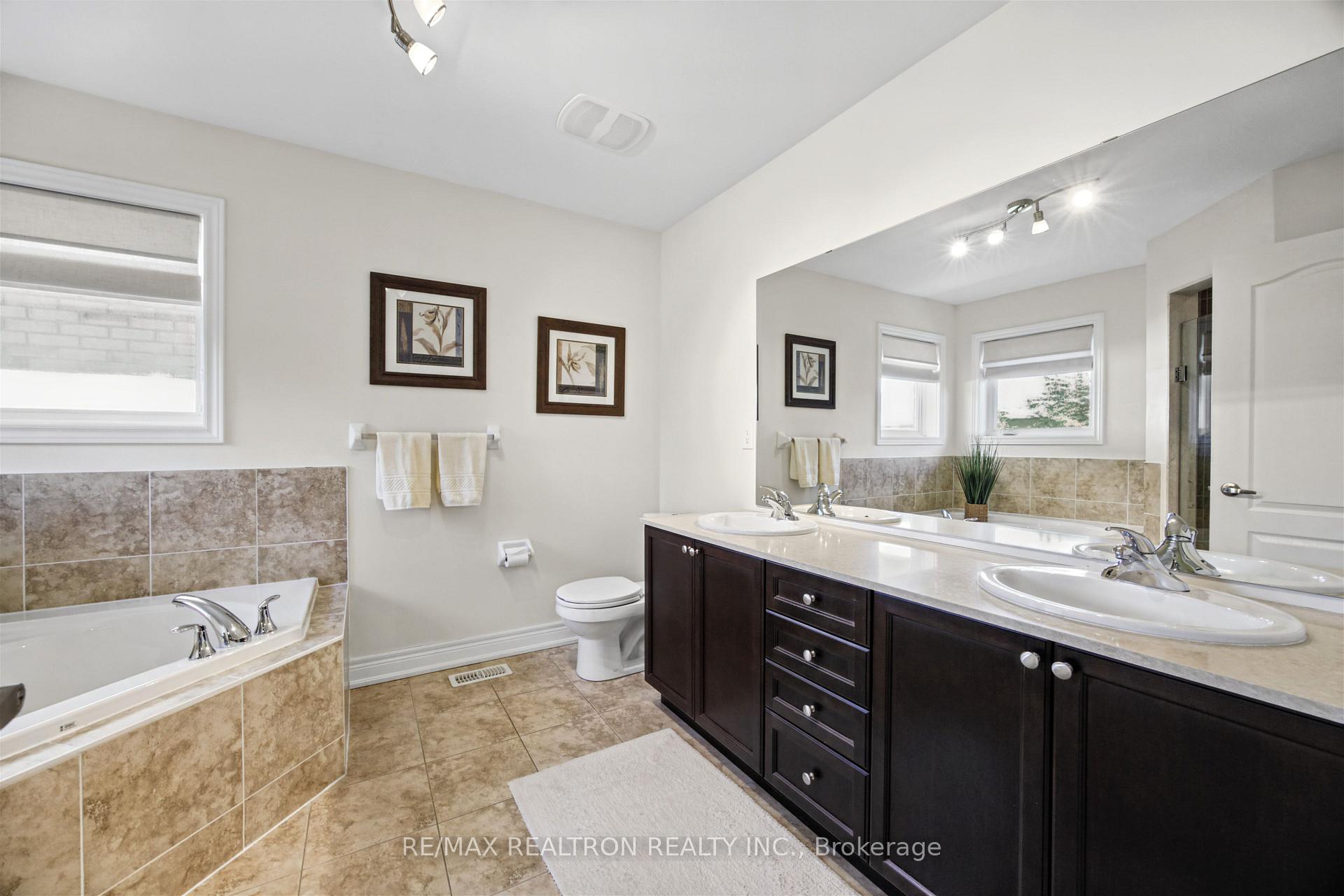 Photo 35 of 1158 Quaker Trail, Newmarket, Stonehaven-Wyndham — HOMEH