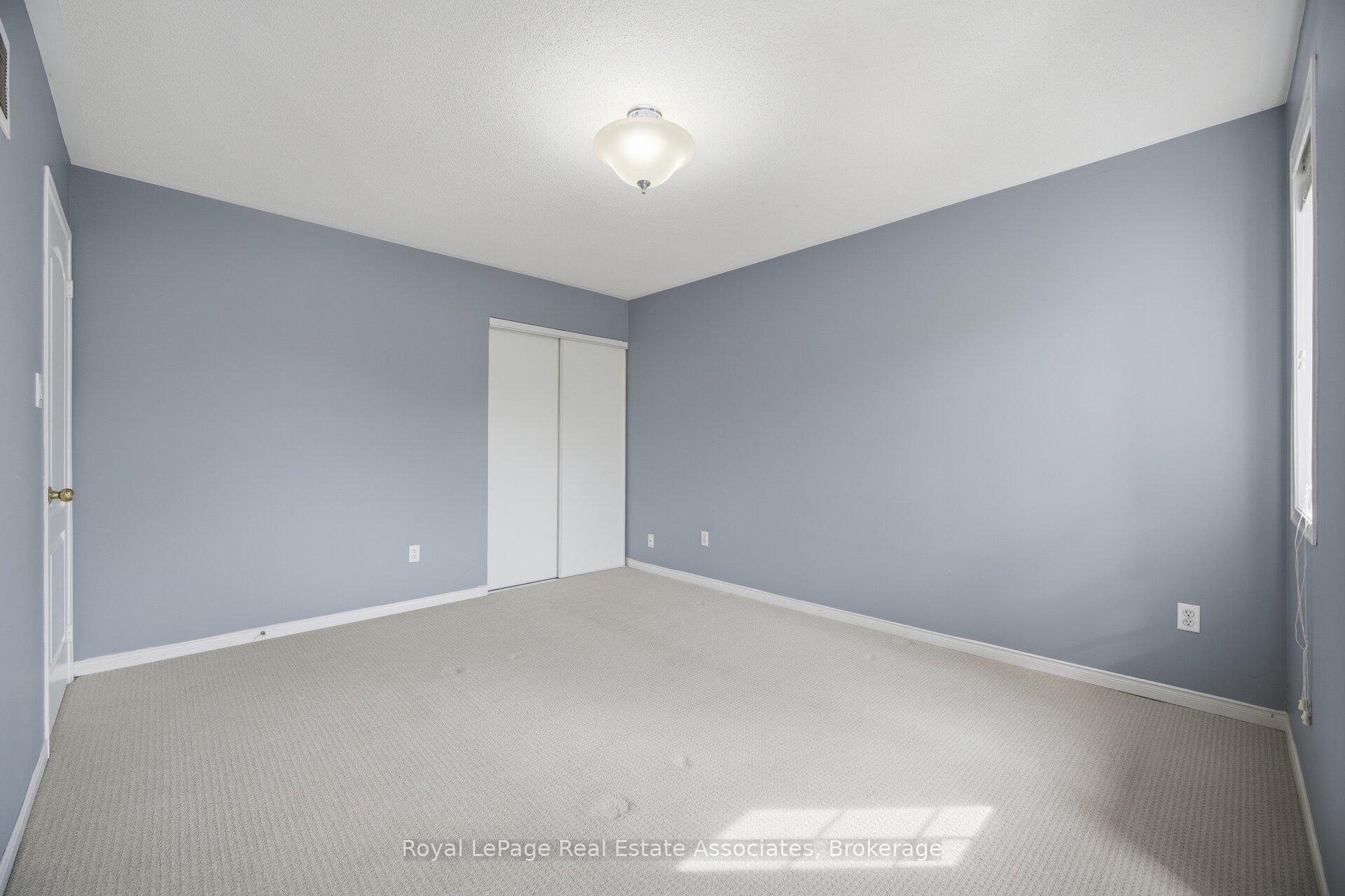 Photo 33 of 70 Echoridge Drive, Brampton, Fletcher's Meadow — HOMEH