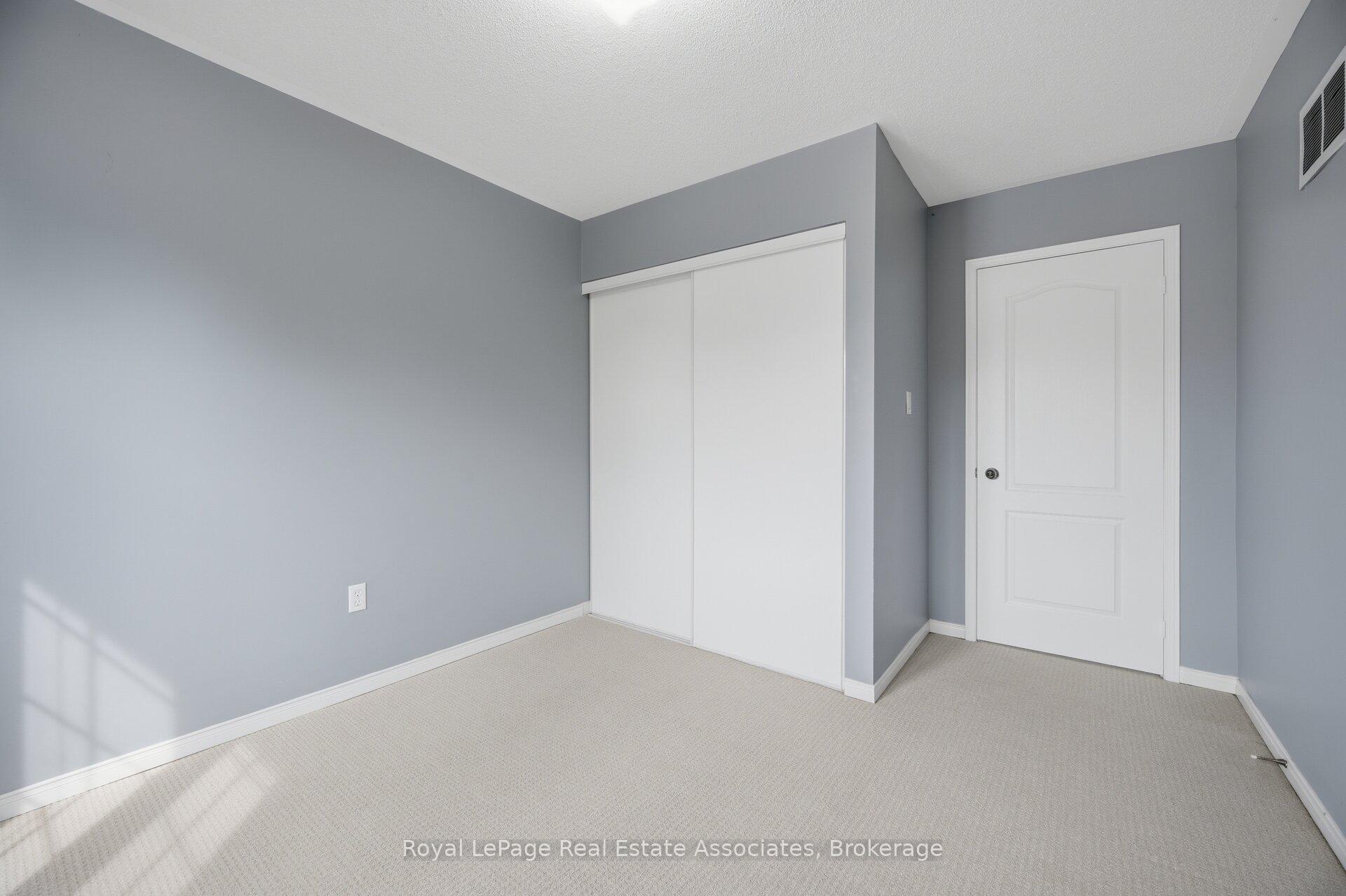 Photo 35 of 70 Echoridge Drive, Brampton, Fletcher's Meadow — HOMEH
