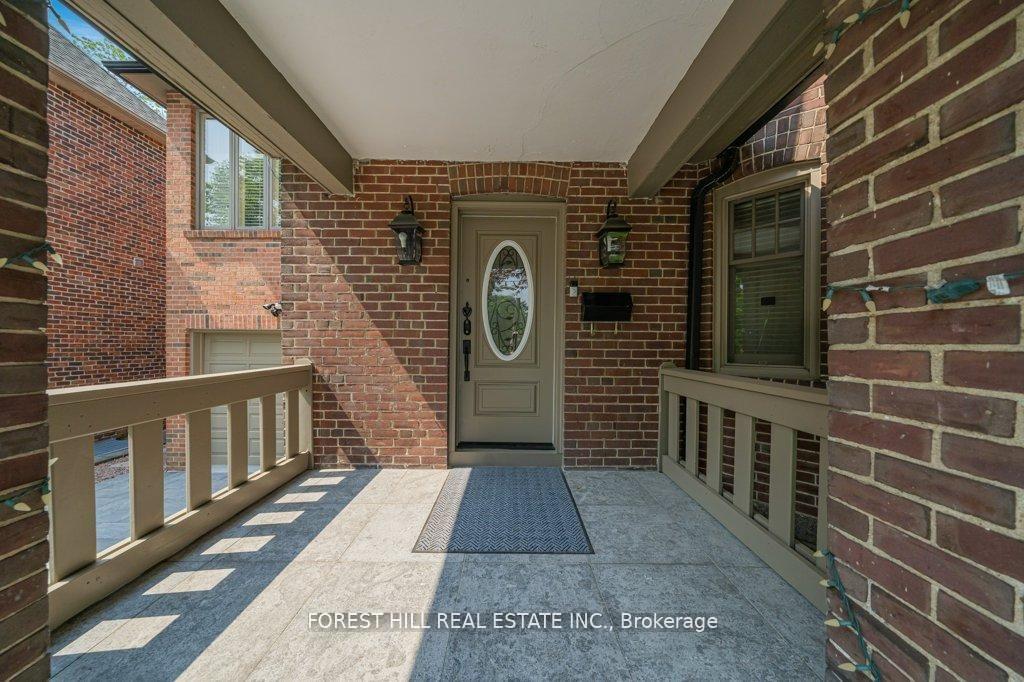 Photo 4 of 82 Brooke Avenue, Toronto, Bedford Park-Nortown — HOMEH