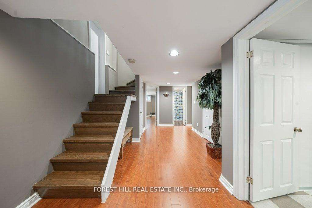 Photo 30 of 82 Brooke Avenue, Toronto, Bedford Park-Nortown — HOMEH