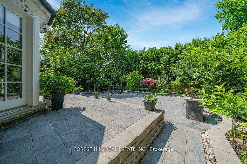 Photo 39 of 82 Brooke Avenue, Toronto, Bedford Park-Nortown — HOMEH