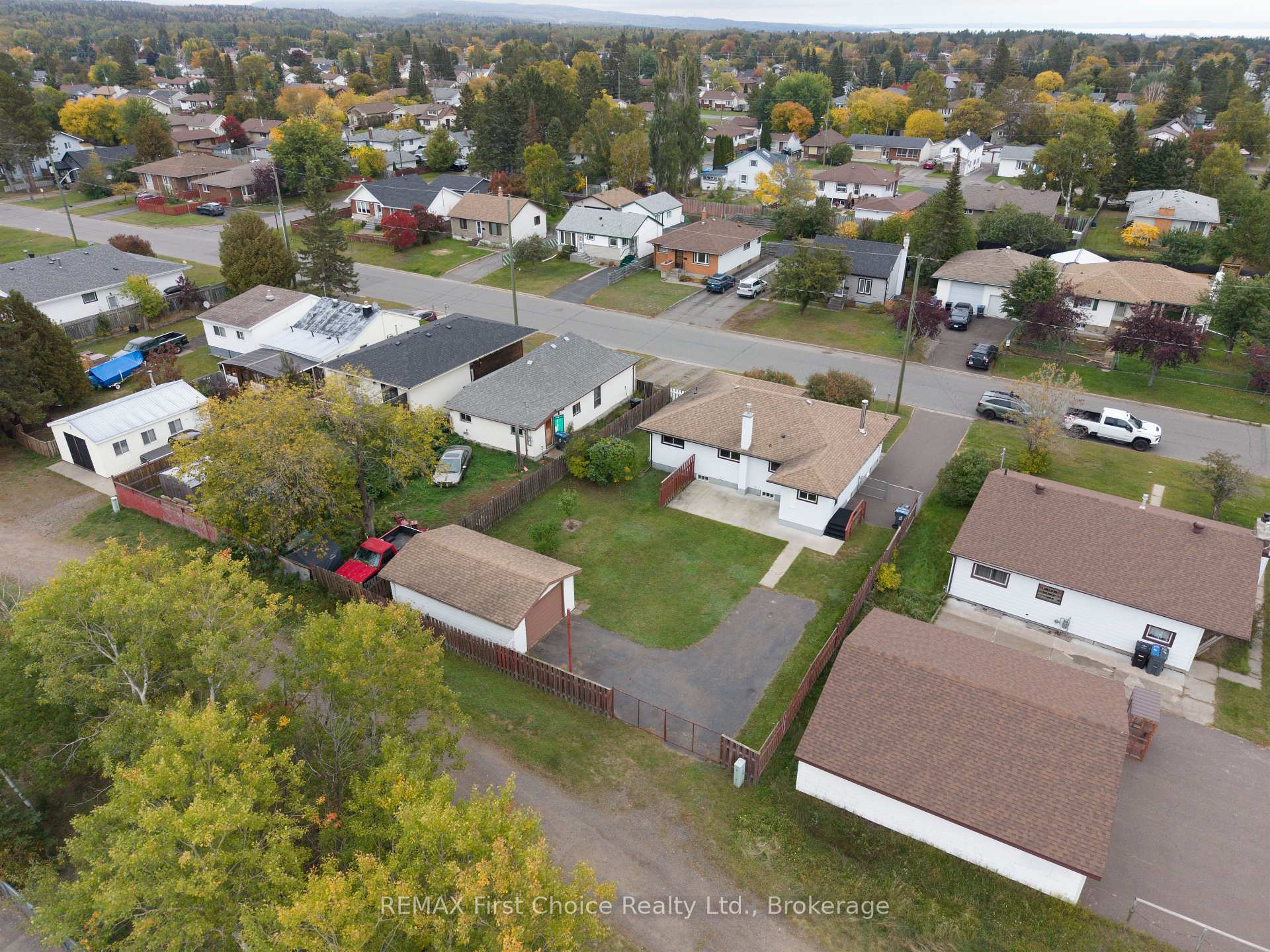 Photo 21 of 69 Matthews St. Street, Thunder Bay, Shuniah — HOMEH