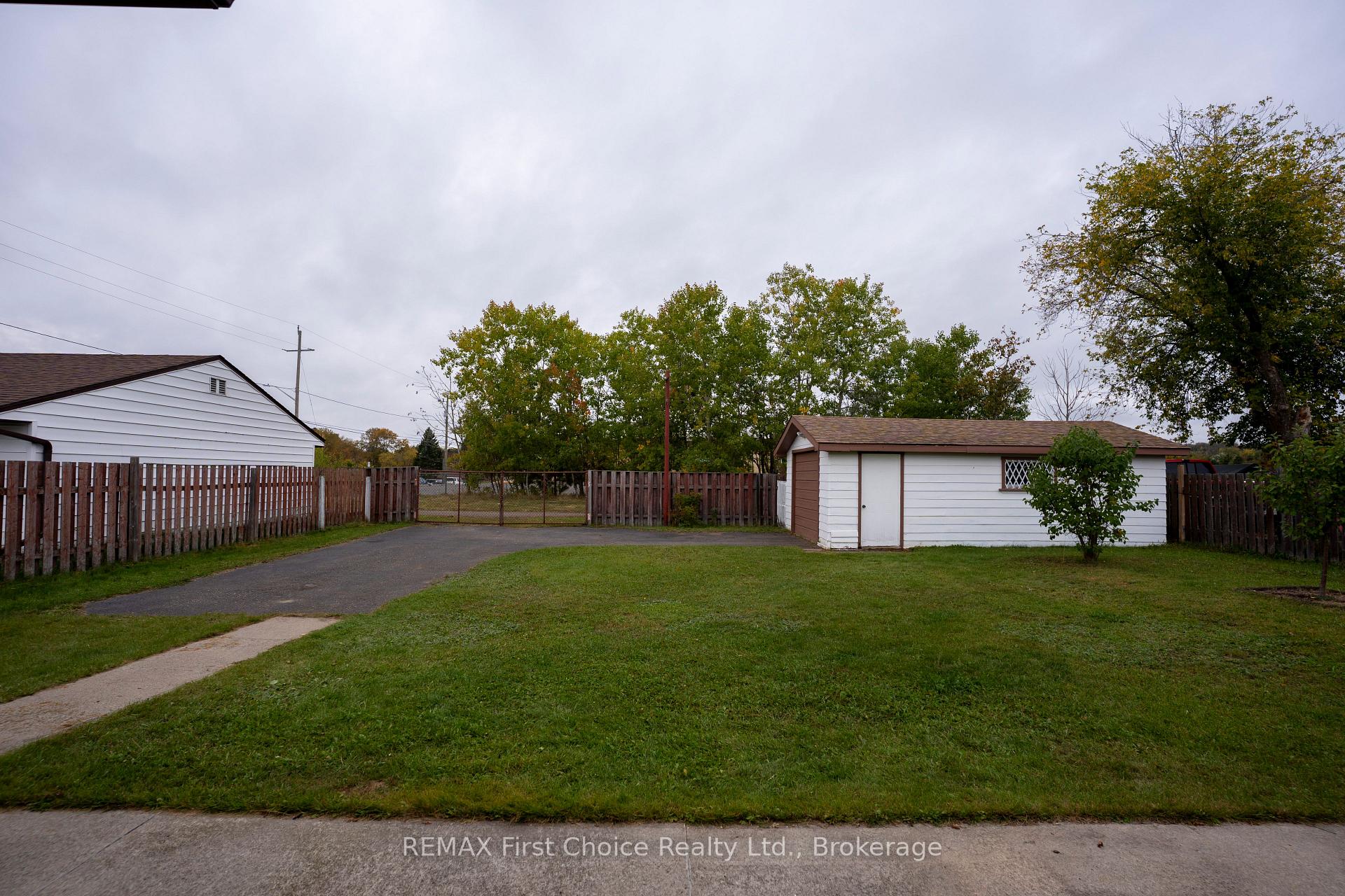 Photo 74 of 69 Matthews St. Street, Thunder Bay, Shuniah — HOMEH