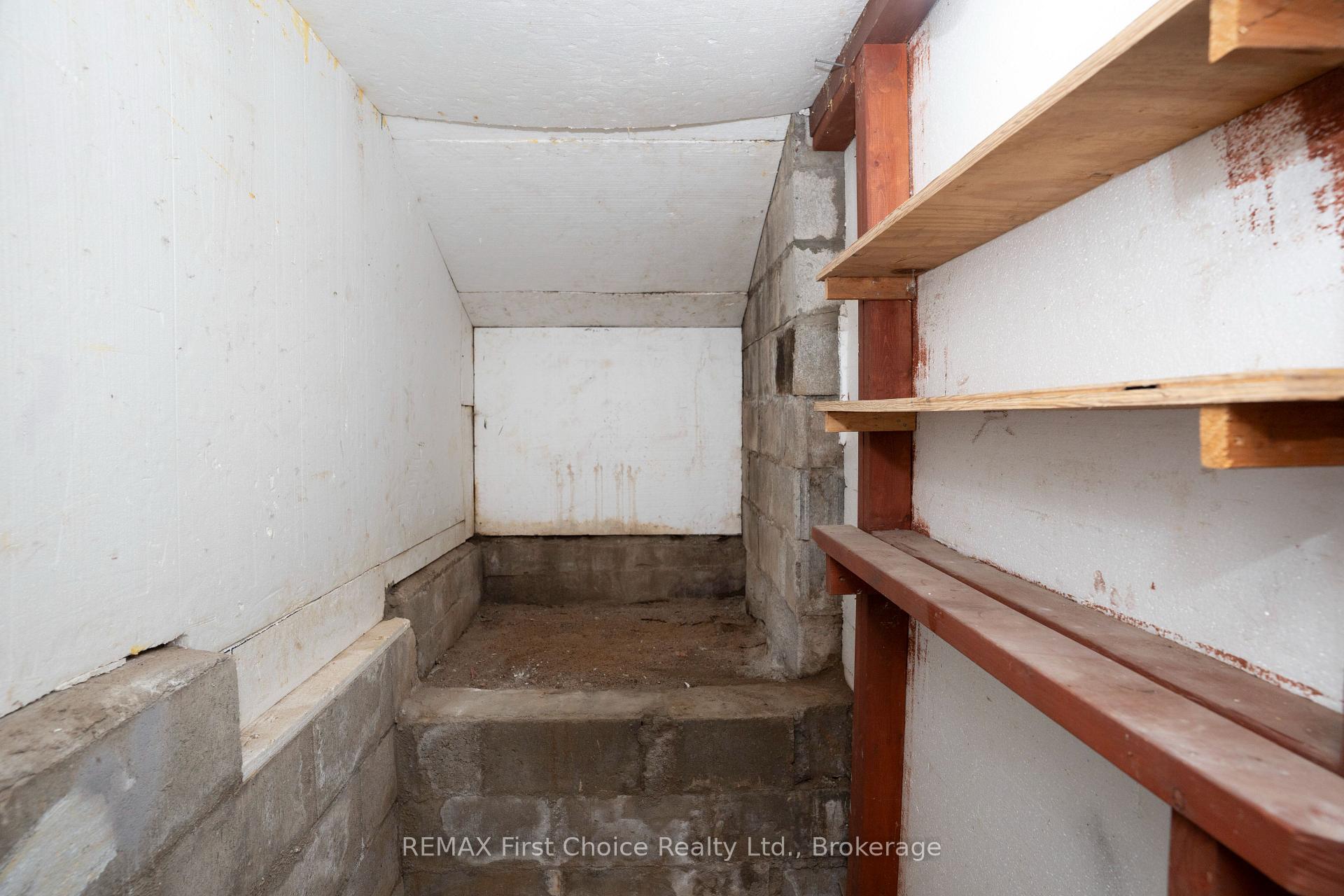 Photo 63 of 69 Matthews St. Street, Thunder Bay, Shuniah — HOMEH