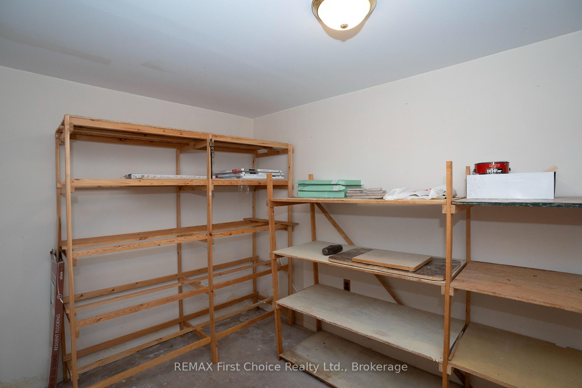 Photo 64 of 69 Matthews St. Street, Thunder Bay, Shuniah — HOMEH