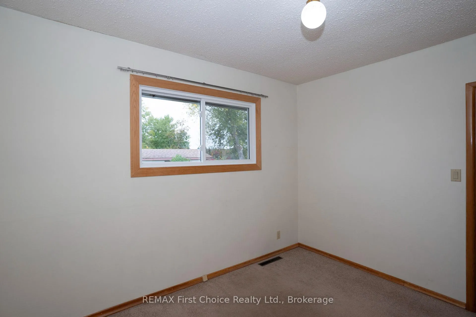 Photo 45 of 69 Matthews St. Street, Thunder Bay, Shuniah — HOMEH