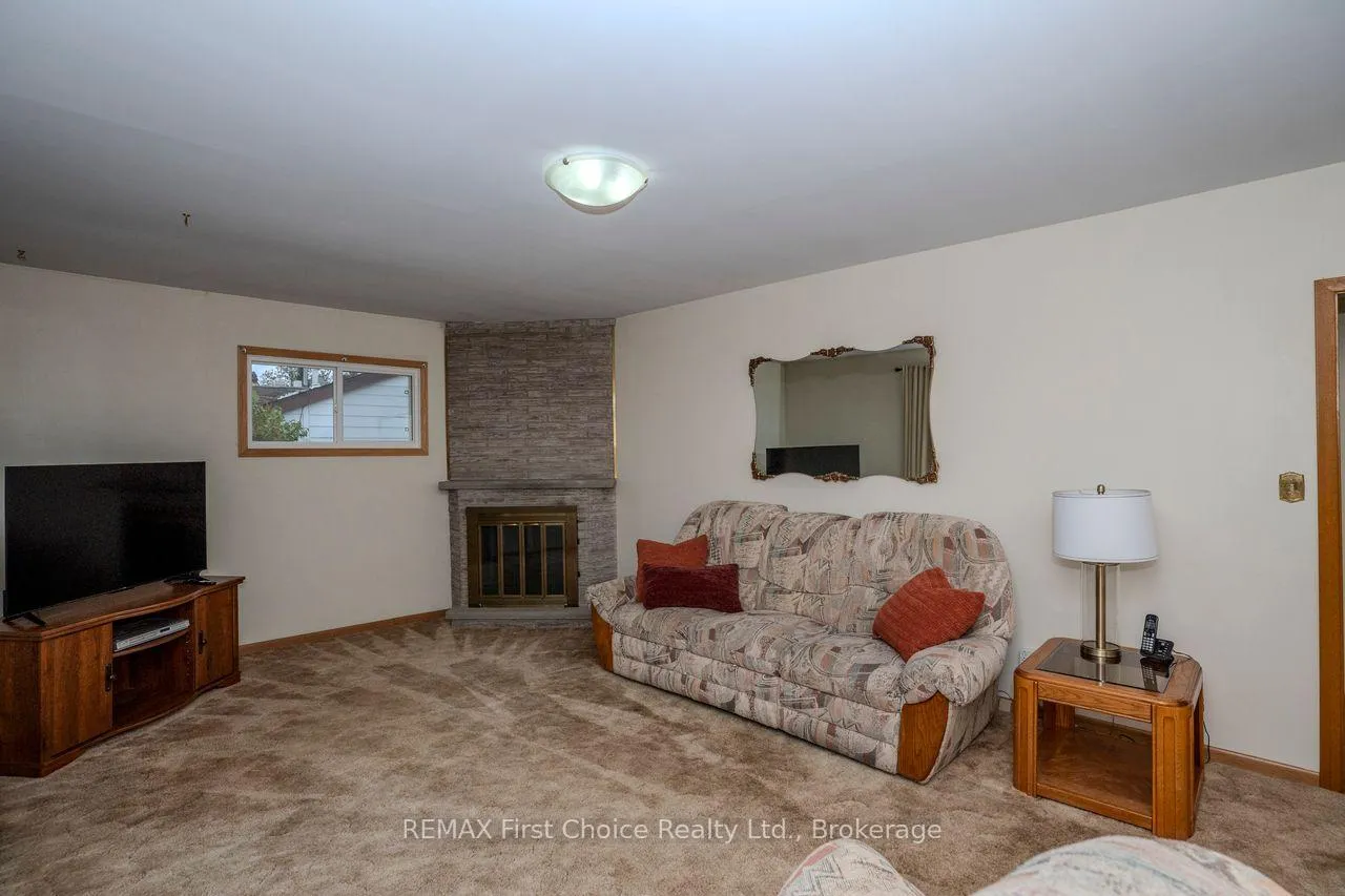 Photo 15 of 69 Matthews St. Street, Thunder Bay, Shuniah — HOMEH