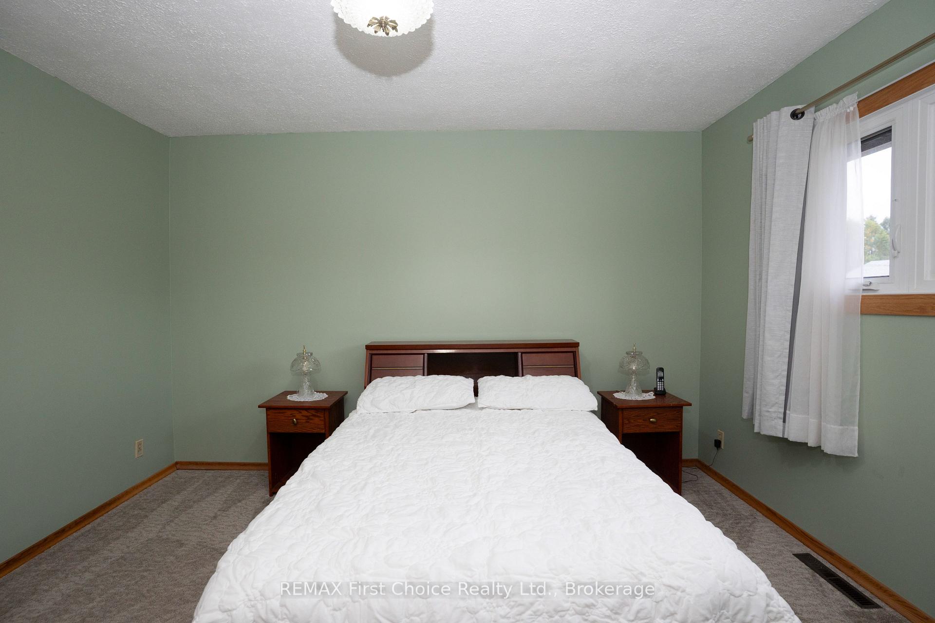 Photo 36 of 69 Matthews St. Street, Thunder Bay, Shuniah — HOMEH