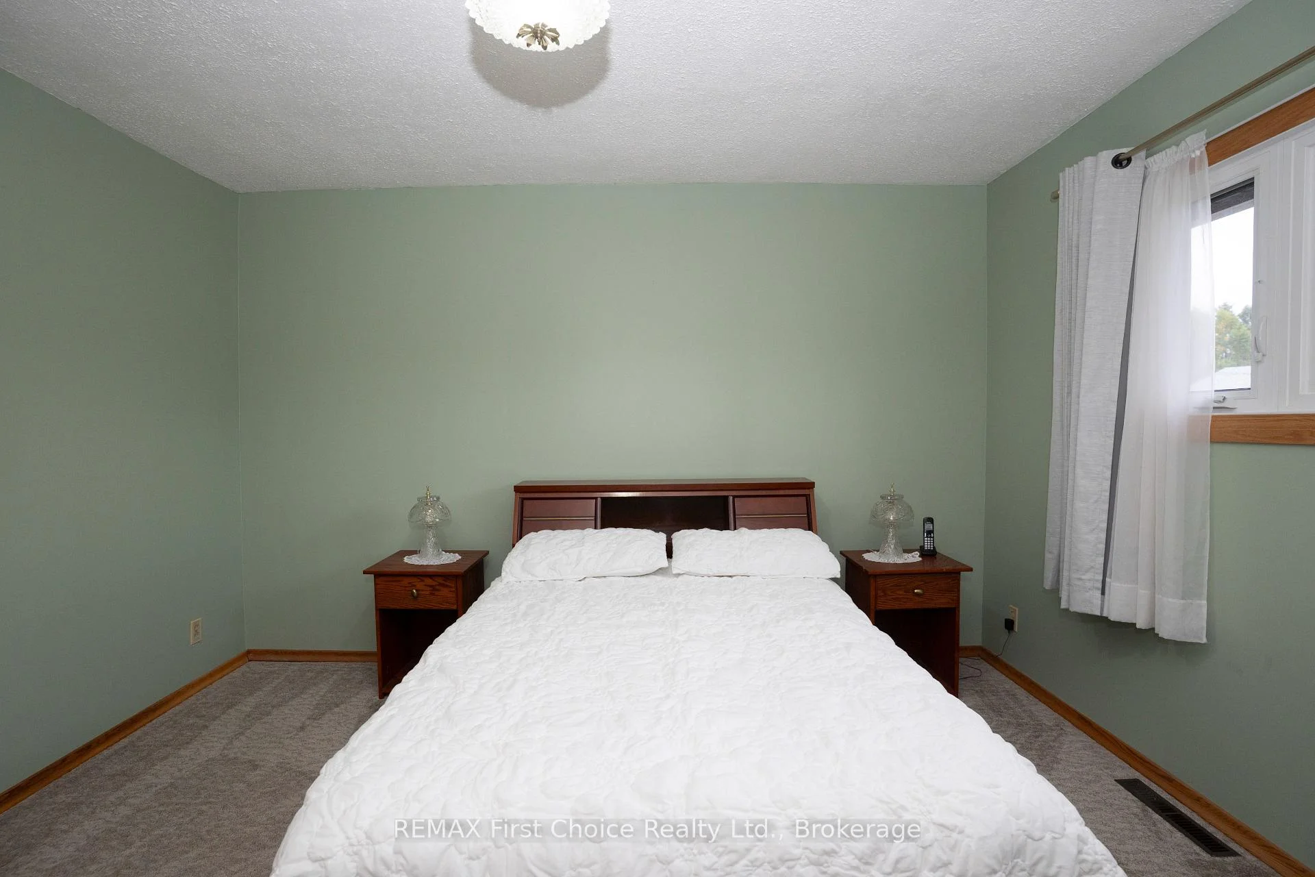 Photo 11 of 69 Matthews St. Street, Thunder Bay, Shuniah — HOMEH