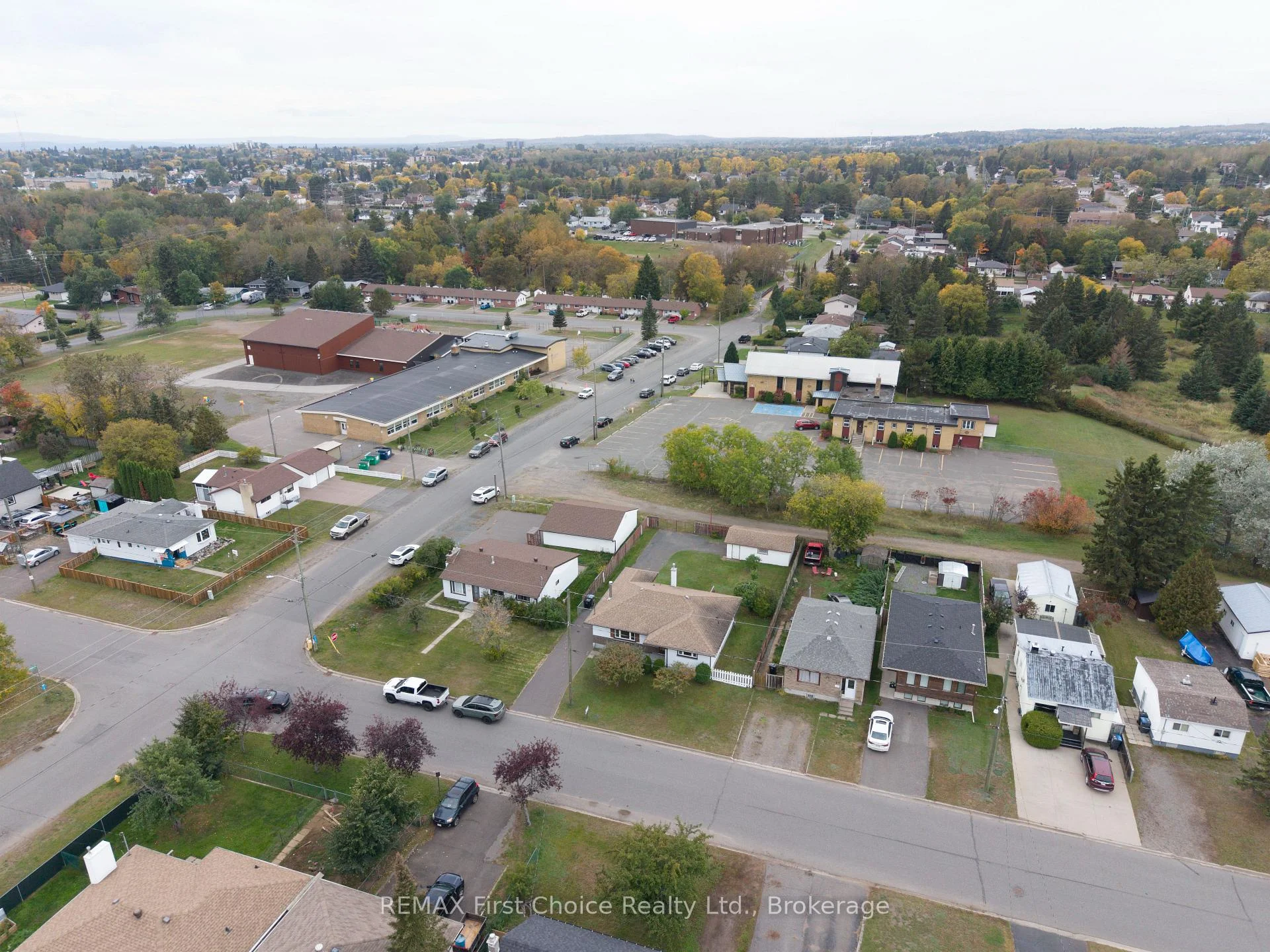 Photo 20 of 69 Matthews St. Street, Thunder Bay, Shuniah — HOMEH
