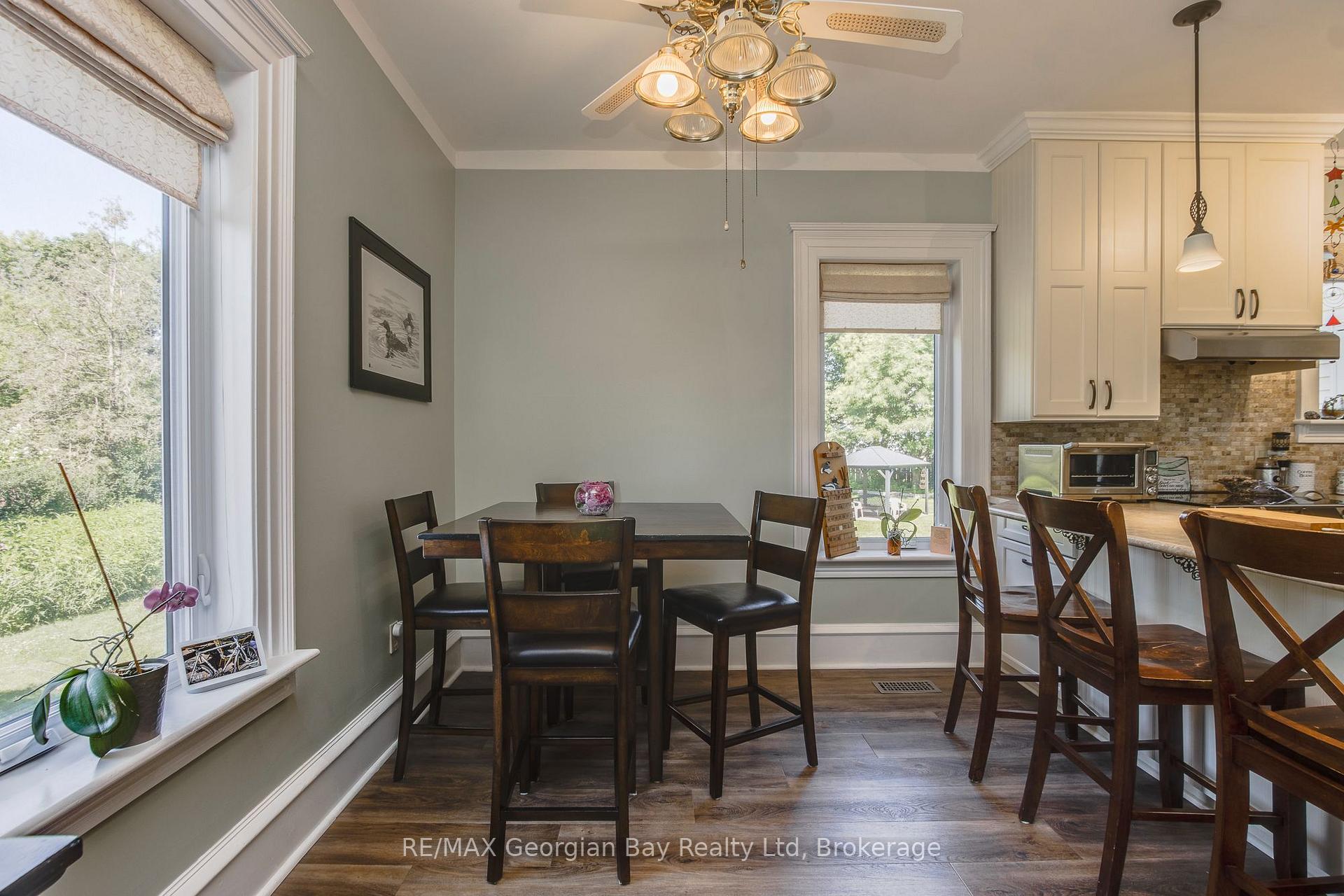 Photo 17 of 305 Lindsay Street E, Midland — HOMEH