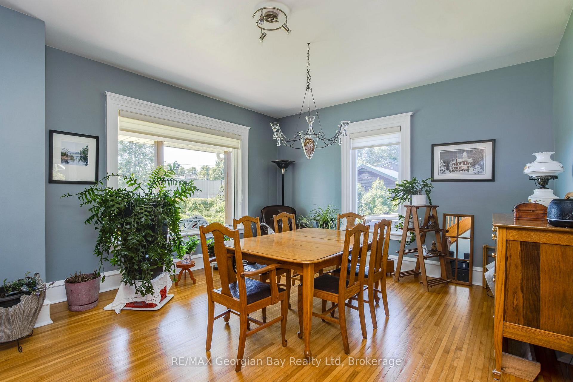 Photo 19 of 305 Lindsay Street E, Midland — HOMEH
