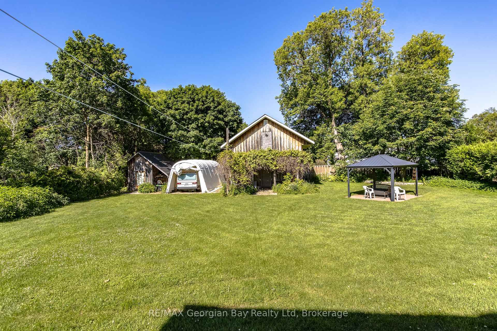 Photo 33 of 305 Lindsay Street E, Midland — HOMEH