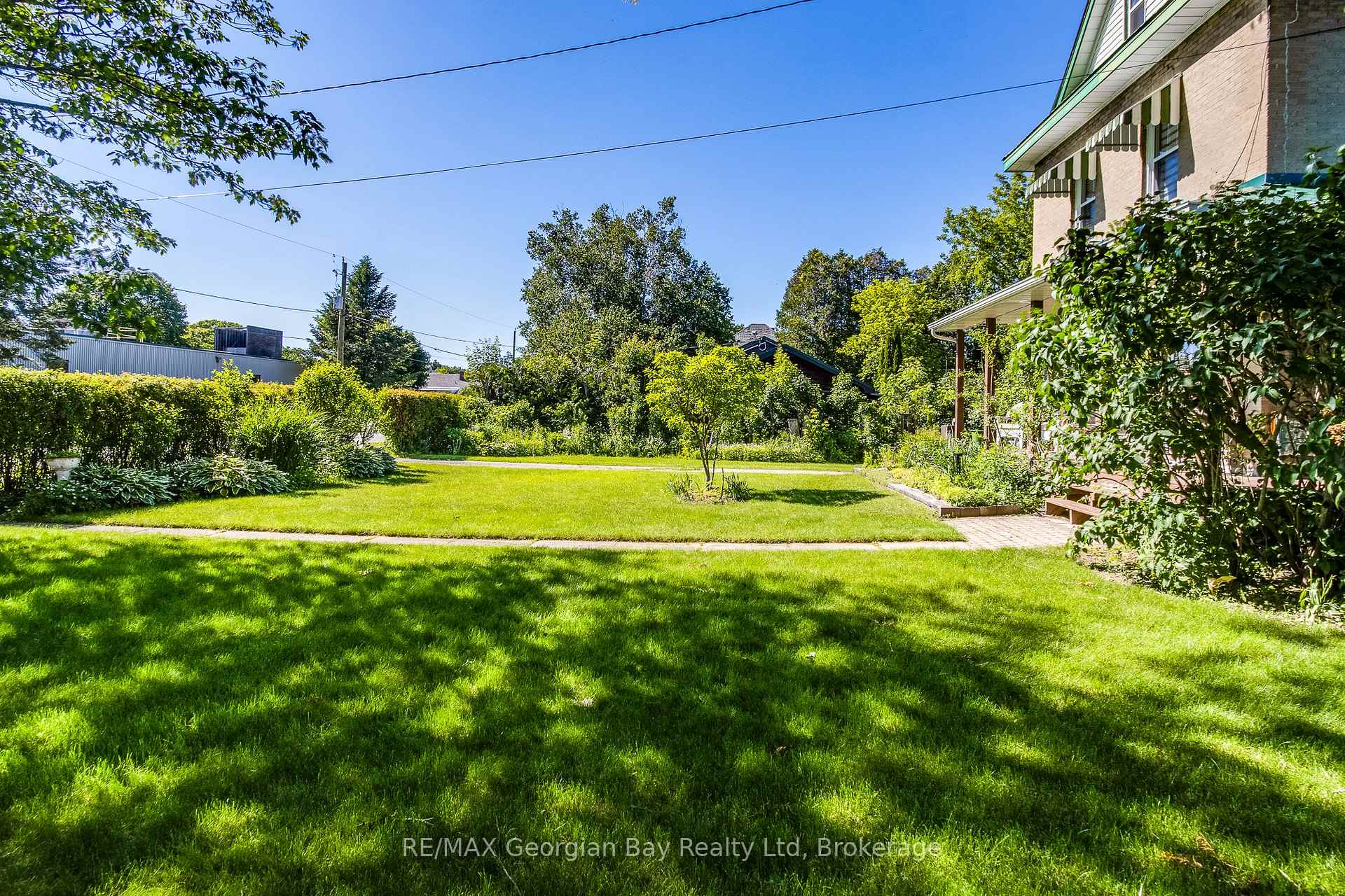 Photo 39 of 305 Lindsay Street E, Midland — HOMEH
