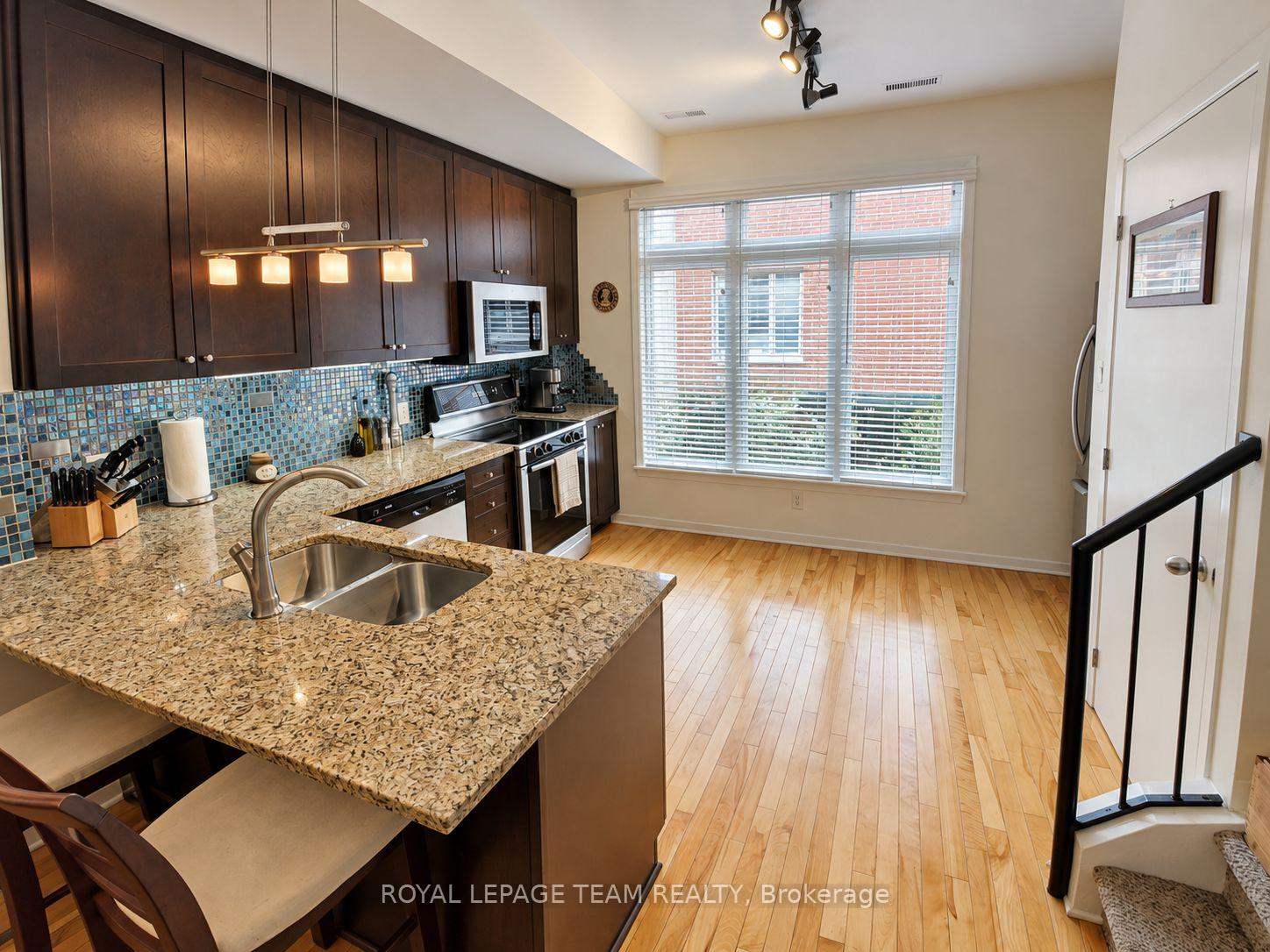 Photo 3 of Unit 19, 797 Montreal Road, Ottawa, CFB Rockcliffe and Area — HOMEH