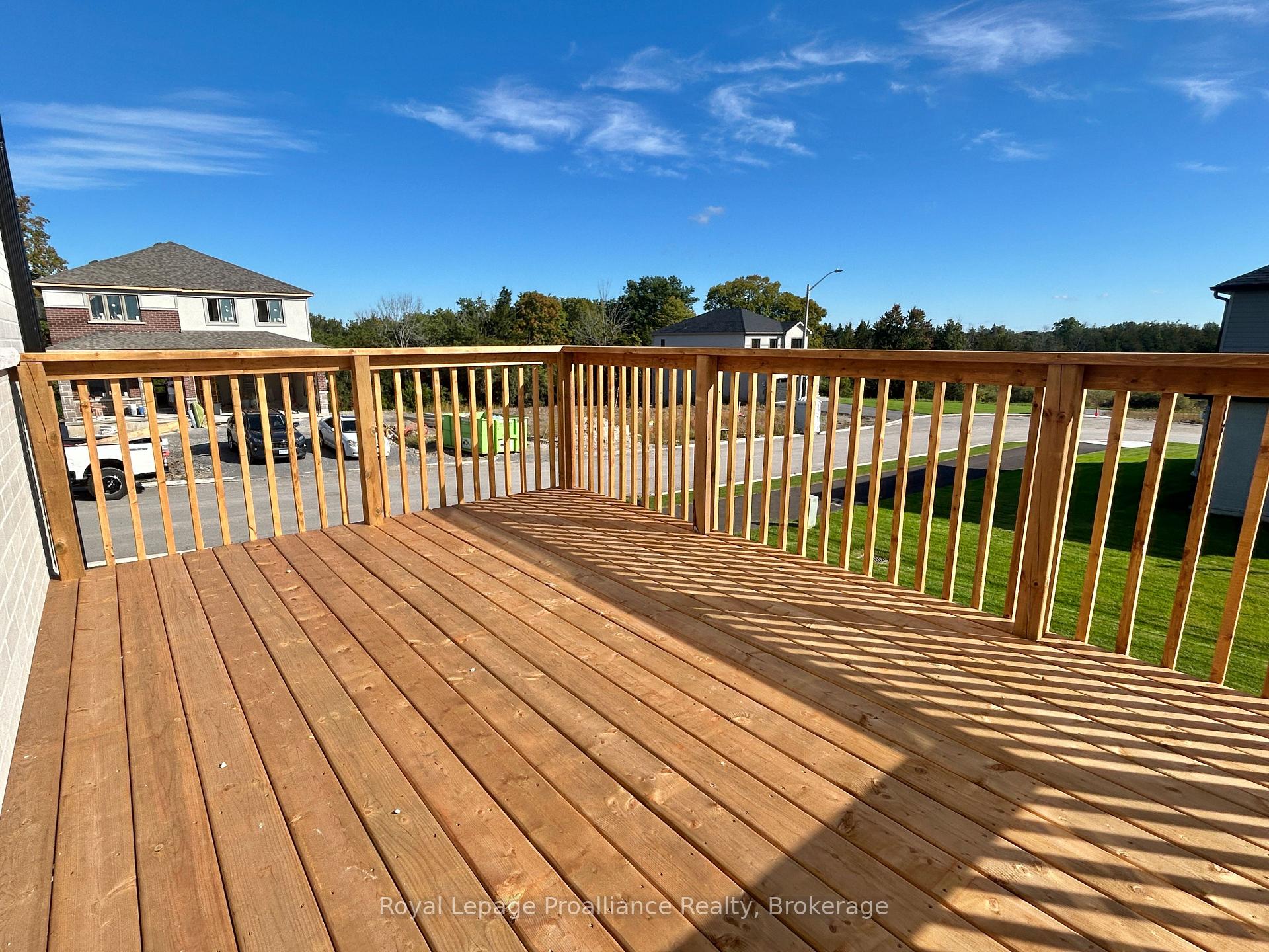 Photo 11 of 20 Peace River Street, Belleville, Thurlow Ward — HOMEH