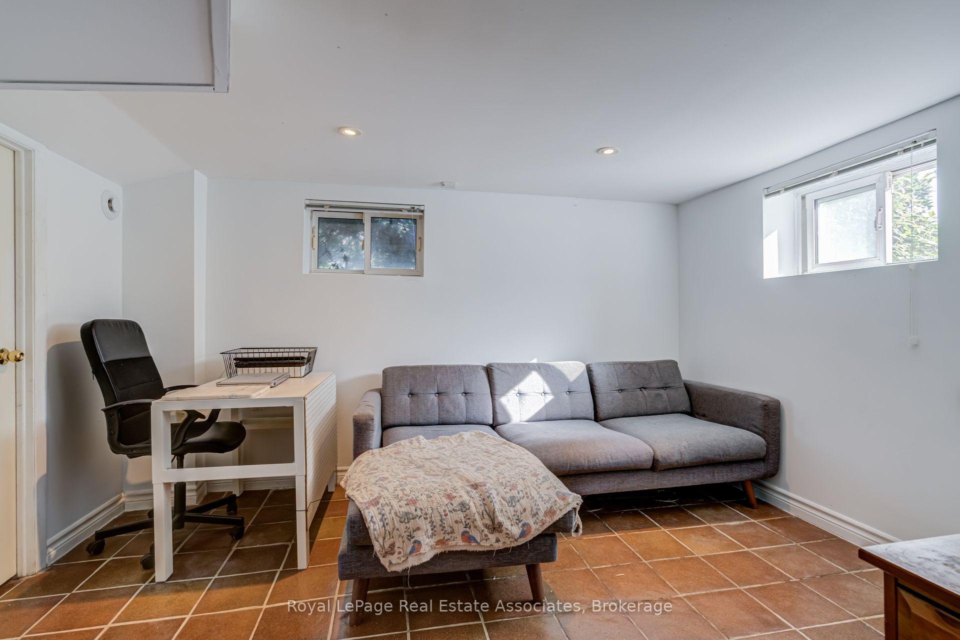 Photo 35 of 889 Third Street, Mississauga, Lakeview — HOMEH