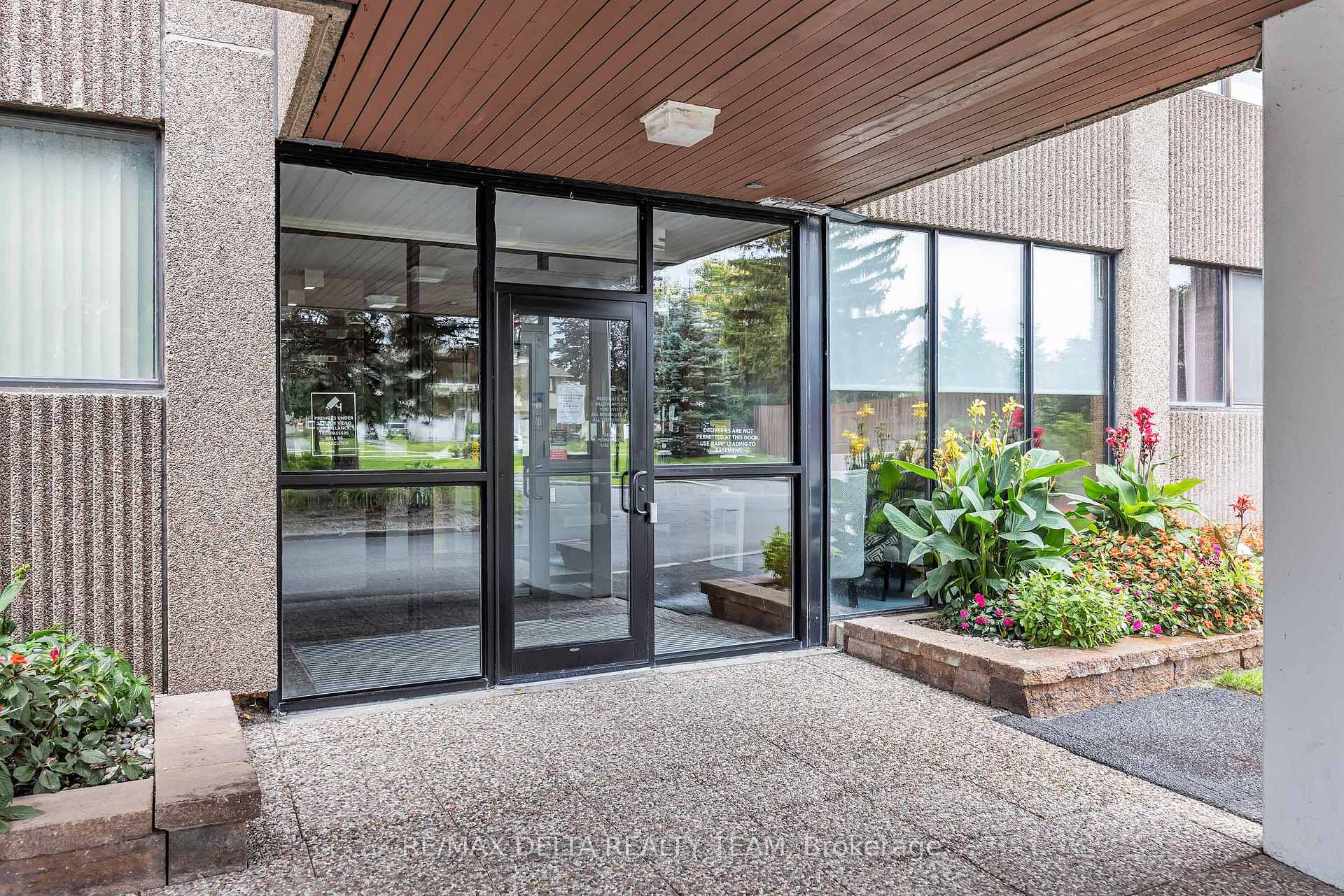 Photo 5 of Unit 702, 1285 Cahill Drive, Ottawa, South Keys — HOMEH
