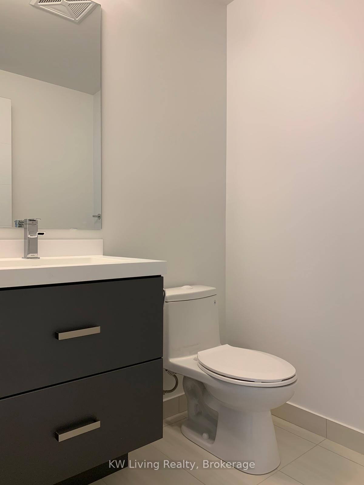 Photo 2 of Unit 4008, 50 Wellesley Street E, Toronto, Waterfront Communities — HOMEH