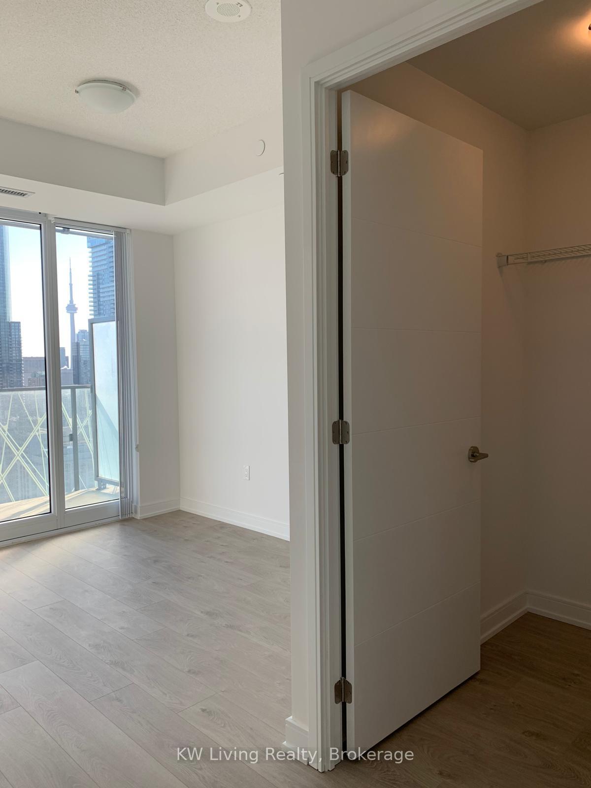 Photo 8 of Unit 4008, 50 Wellesley Street E, Toronto, Waterfront Communities — HOMEH
