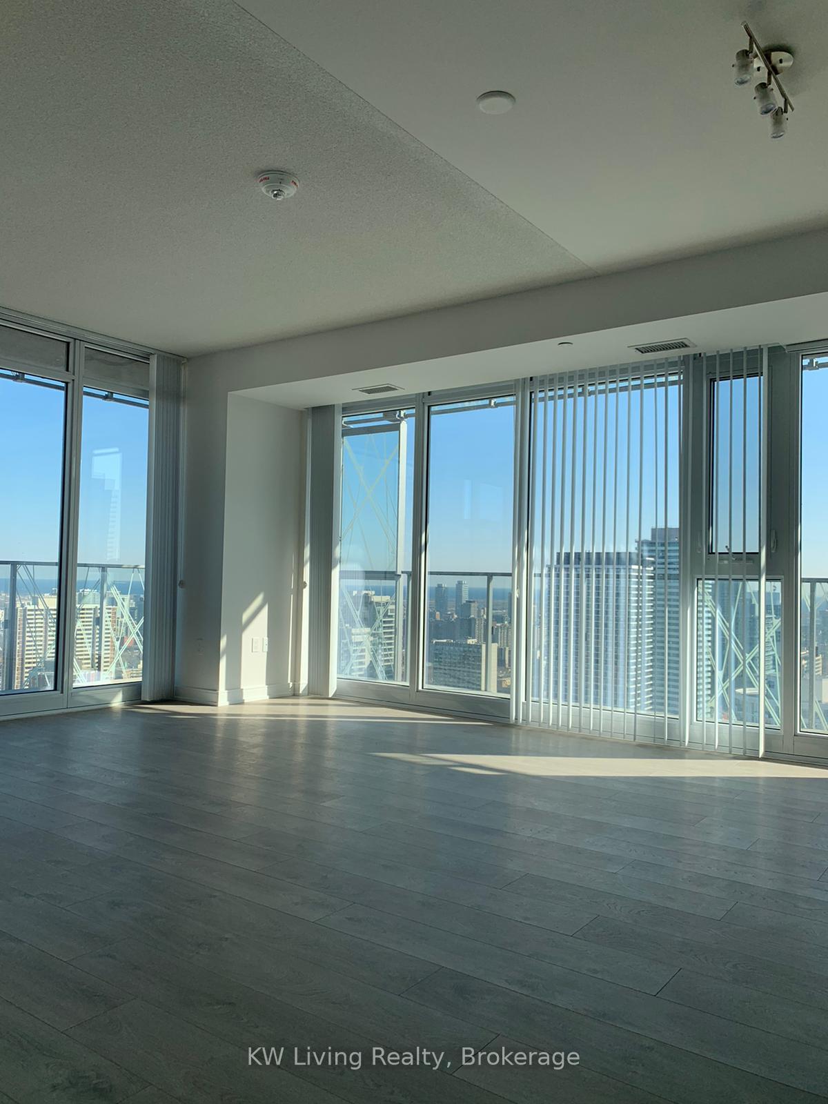 Photo 14 of Unit 4008, 50 Wellesley Street E, Toronto, Waterfront Communities — HOMEH